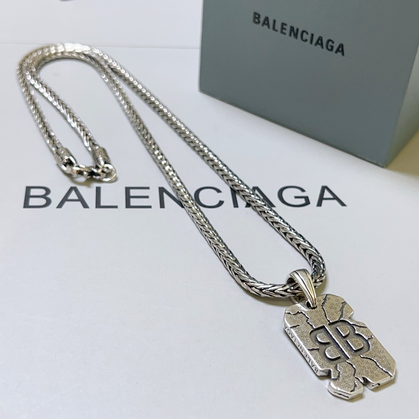 Silver Necklace - FashionHype.xyz