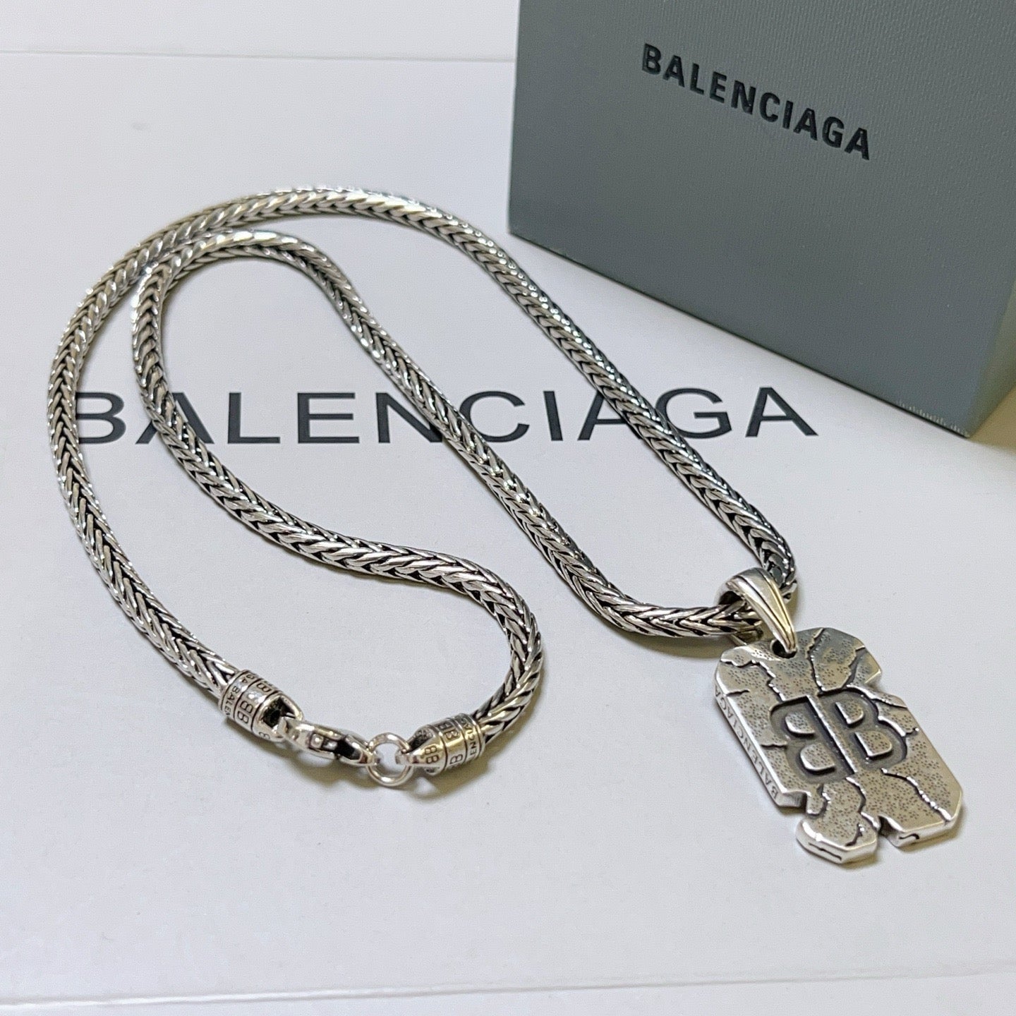 Silver Necklace - FashionHype.xyz