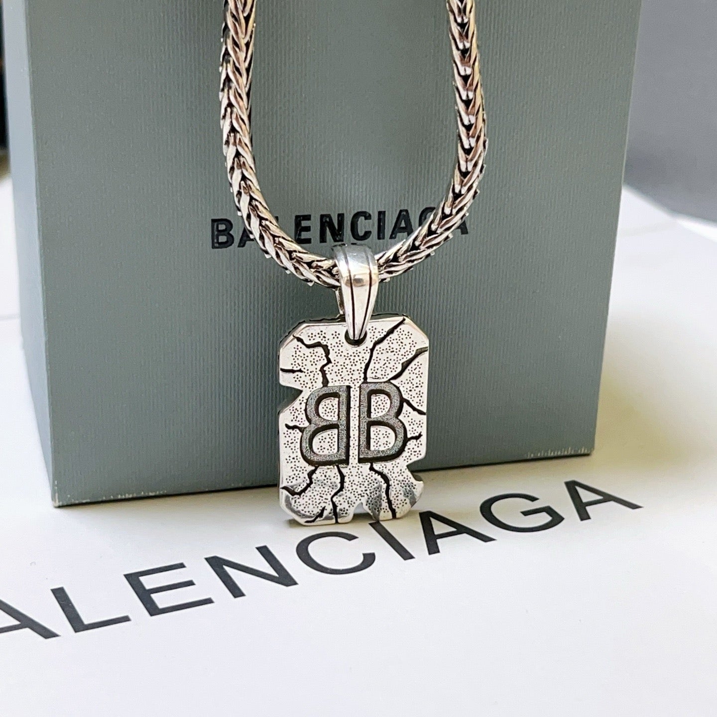 Silver Necklace - FashionHype.xyz