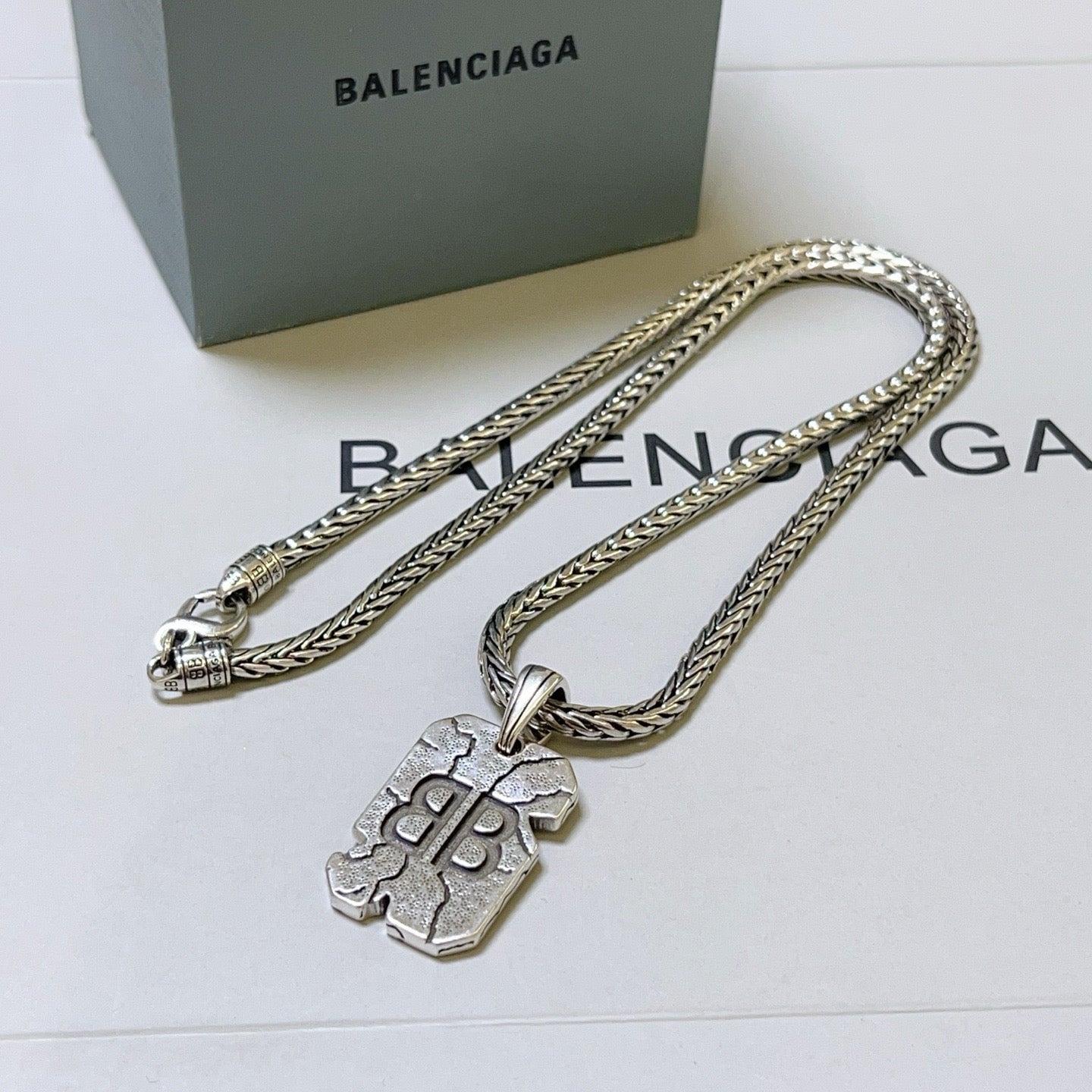 Silver Necklace - FashionHype.xyz