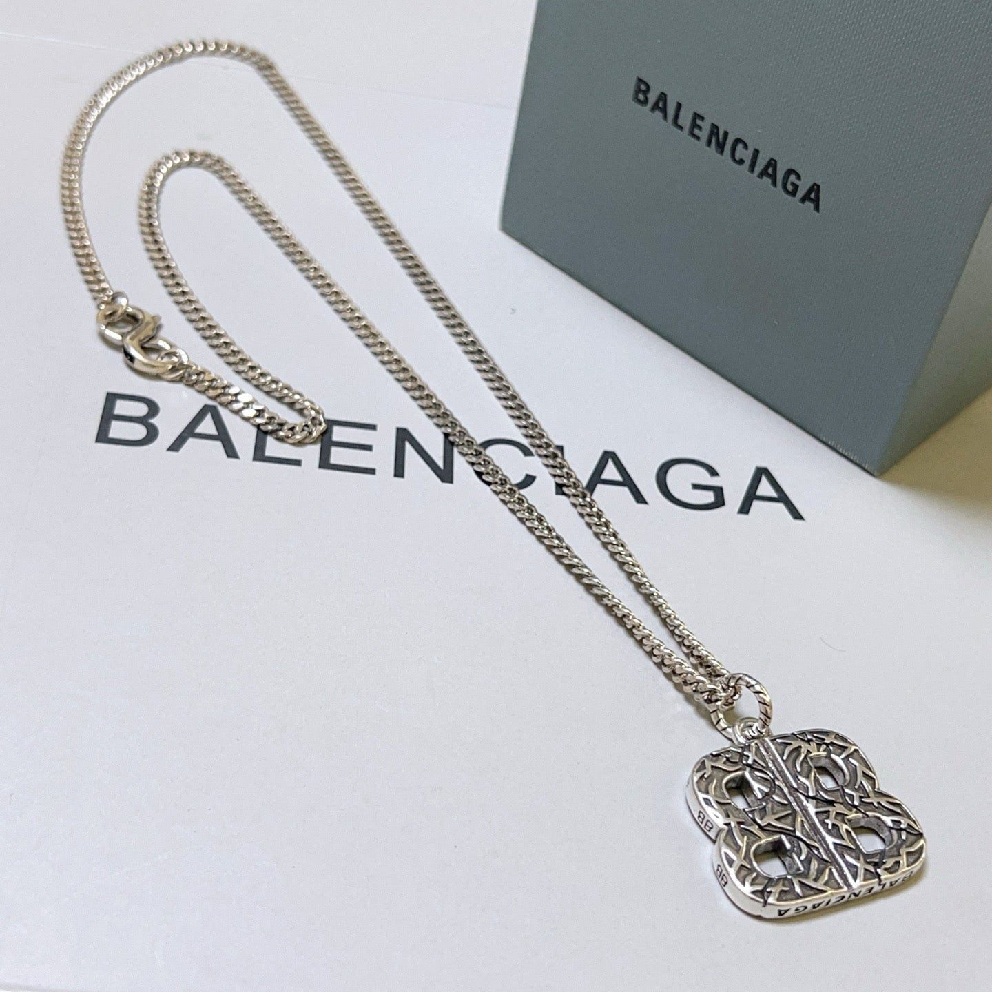 Silver Necklace - FashionHype.xyz