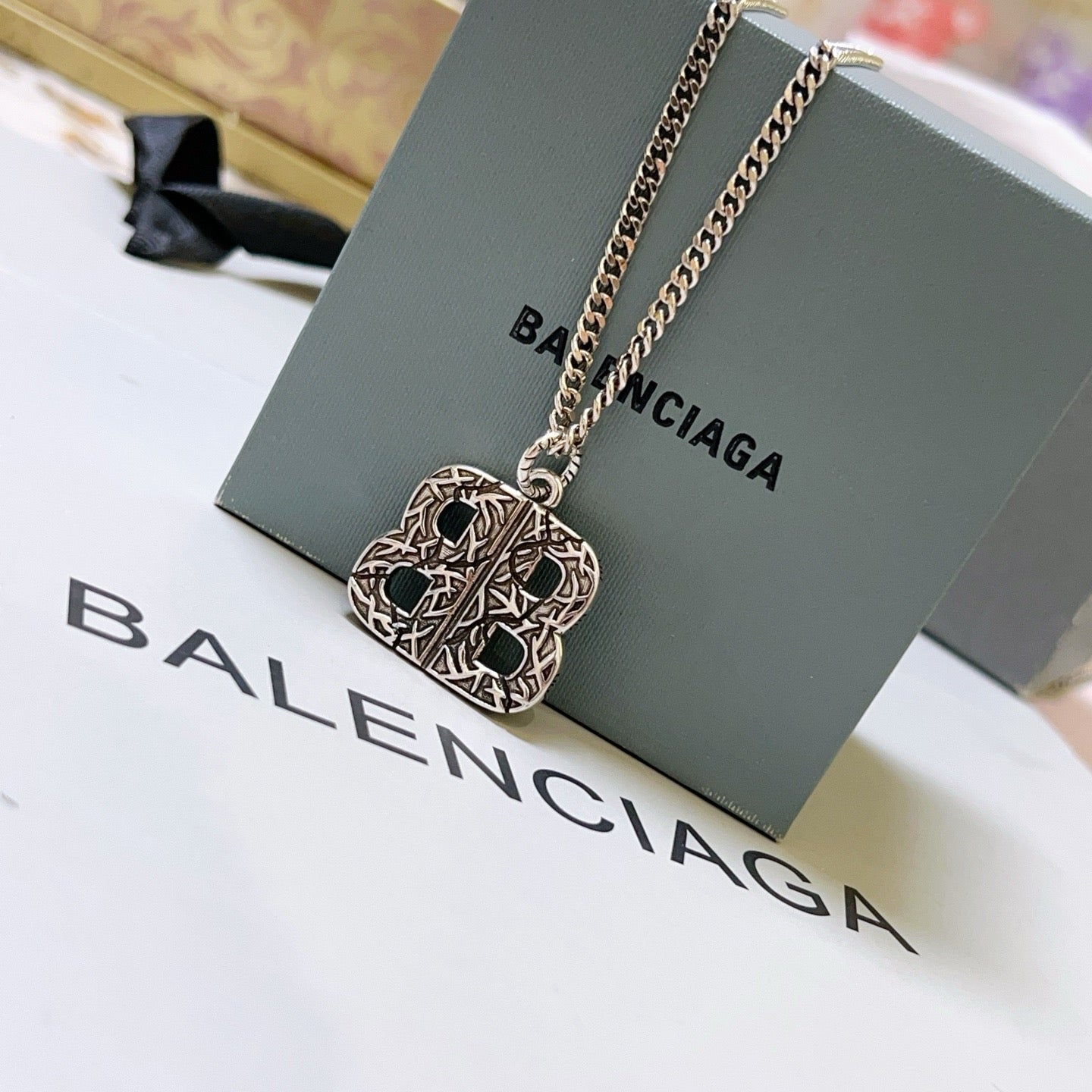 Silver Necklace - FashionHype.xyz