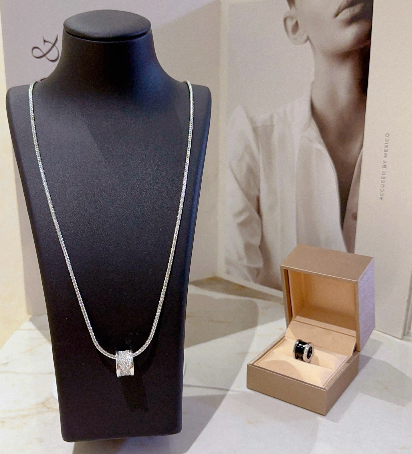 Silberne Kette