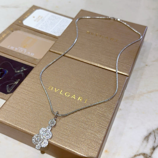 Collar de plata
