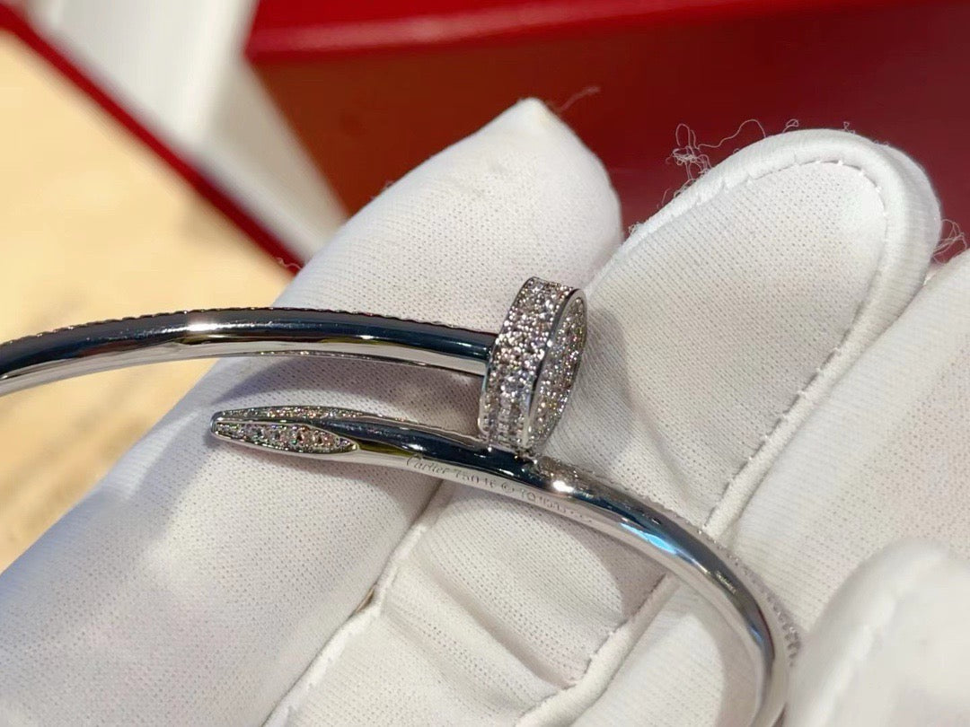 Silver Bracelet - FashionHype.xyz