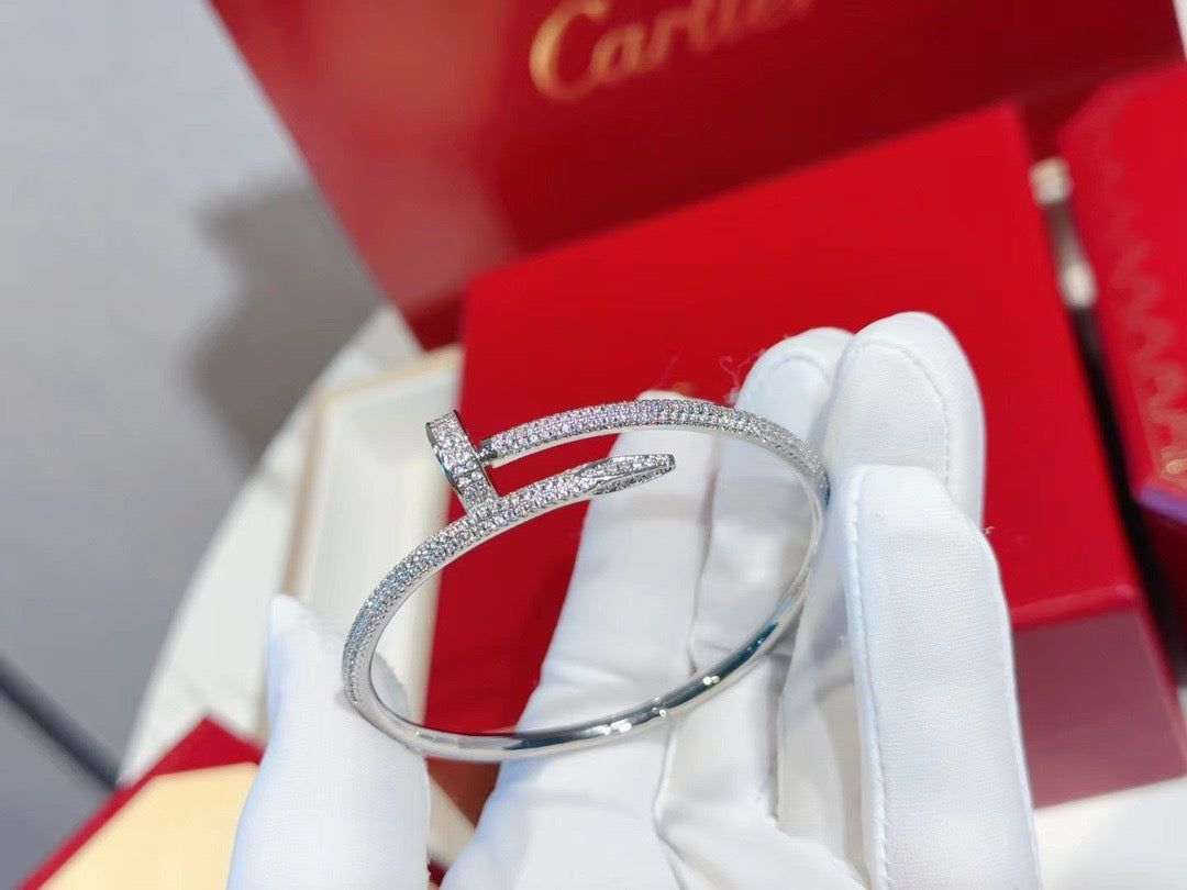 Silver Bracelet - FashionHype.xyz