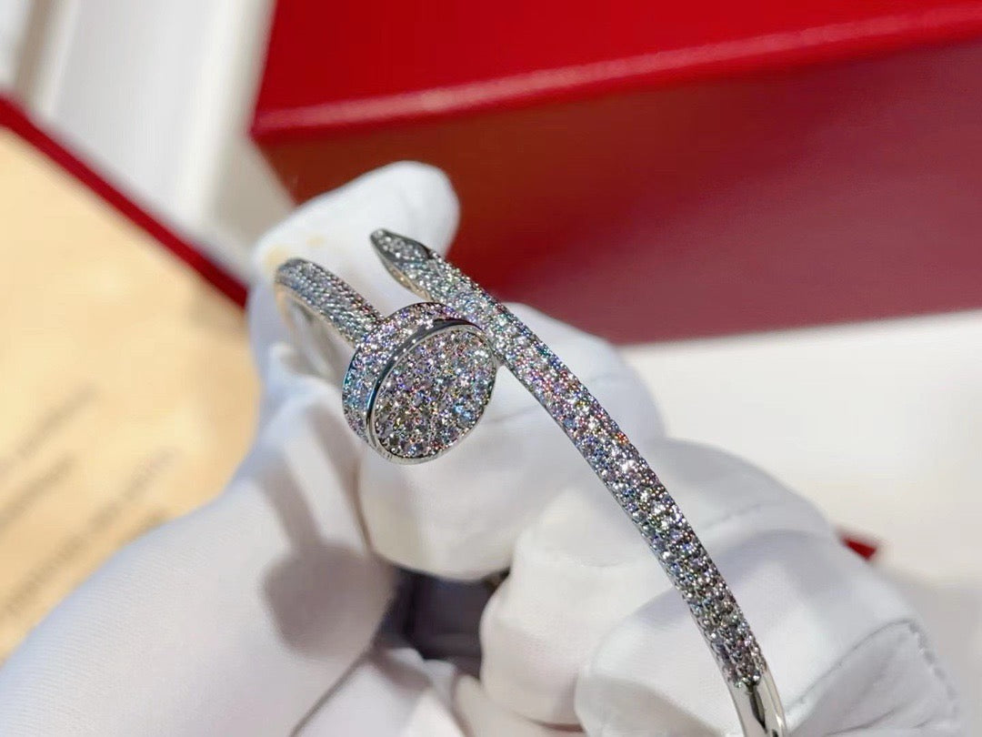 Silver Bracelet - FashionHype.xyz