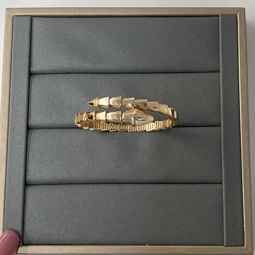 Gold- und Silberarmband