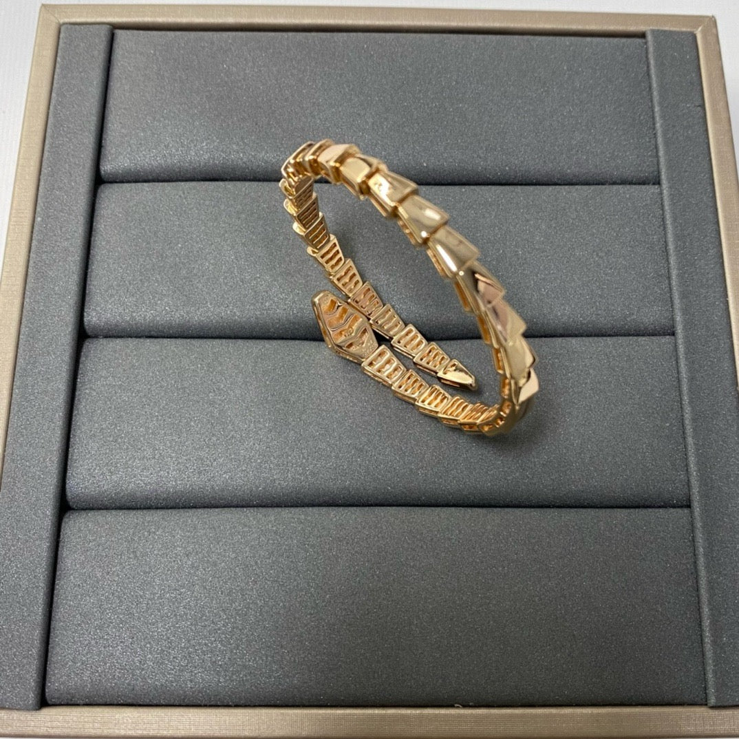 Gold- und Silberarmband