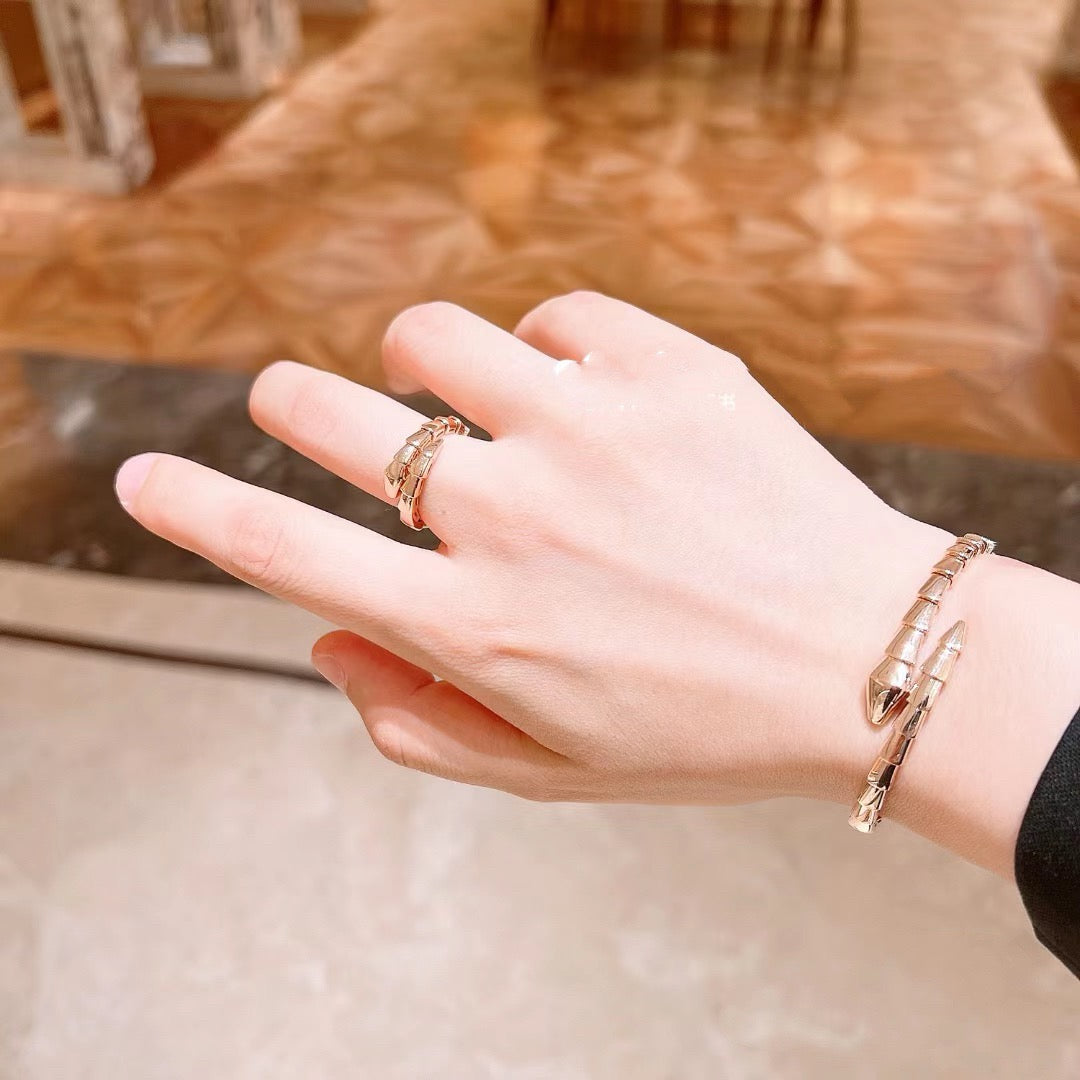 Gold- und Silberarmband
