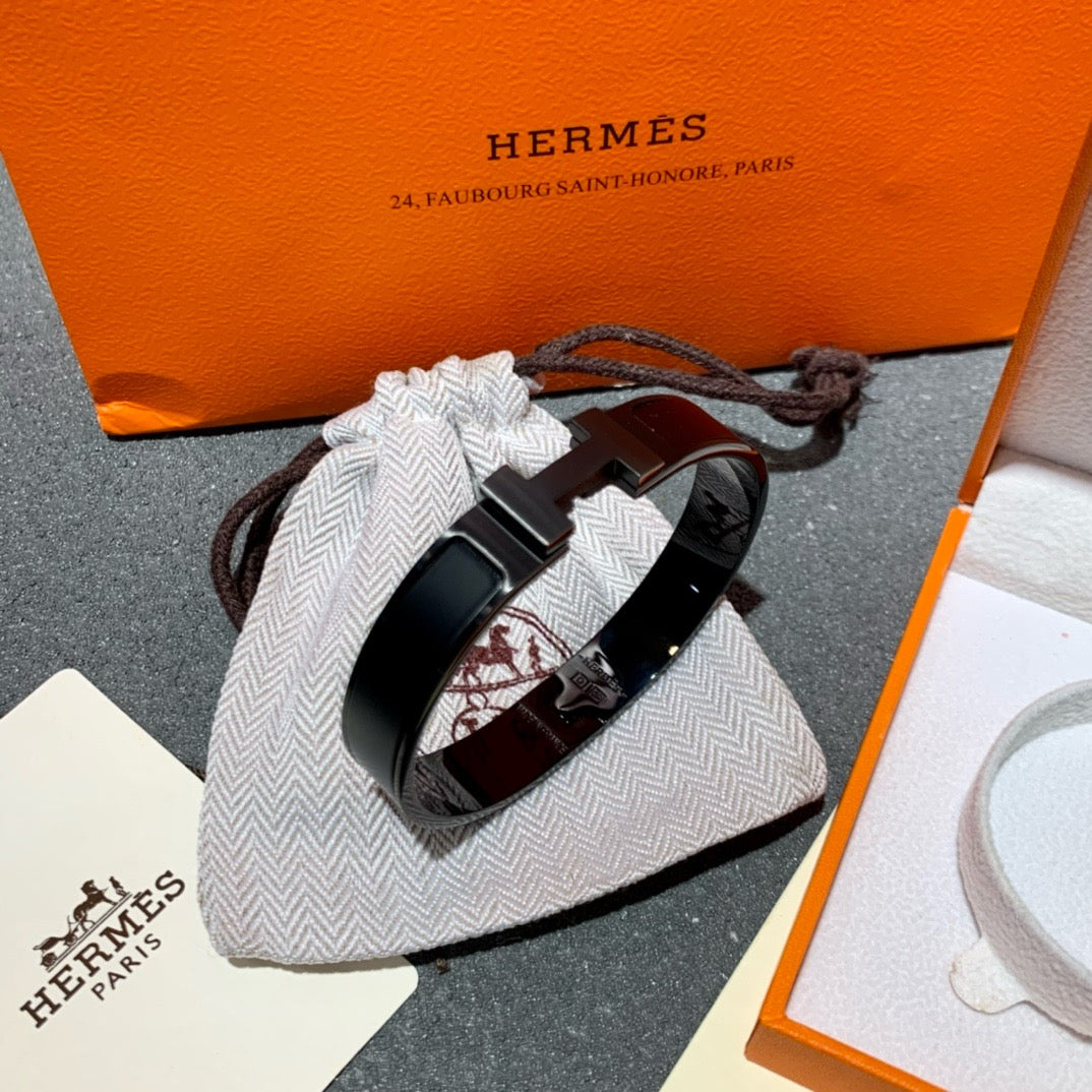 Black Bracelet - FashionHype.xyz