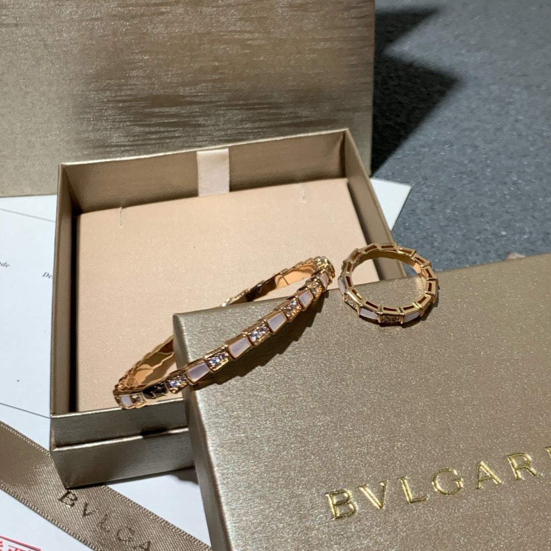 Gold Bracelet With Ring