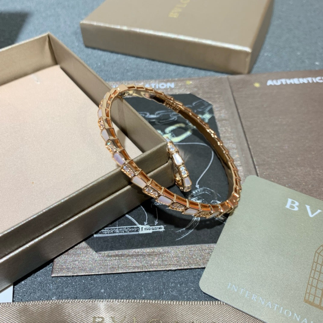 Gold Bracelet With Ring