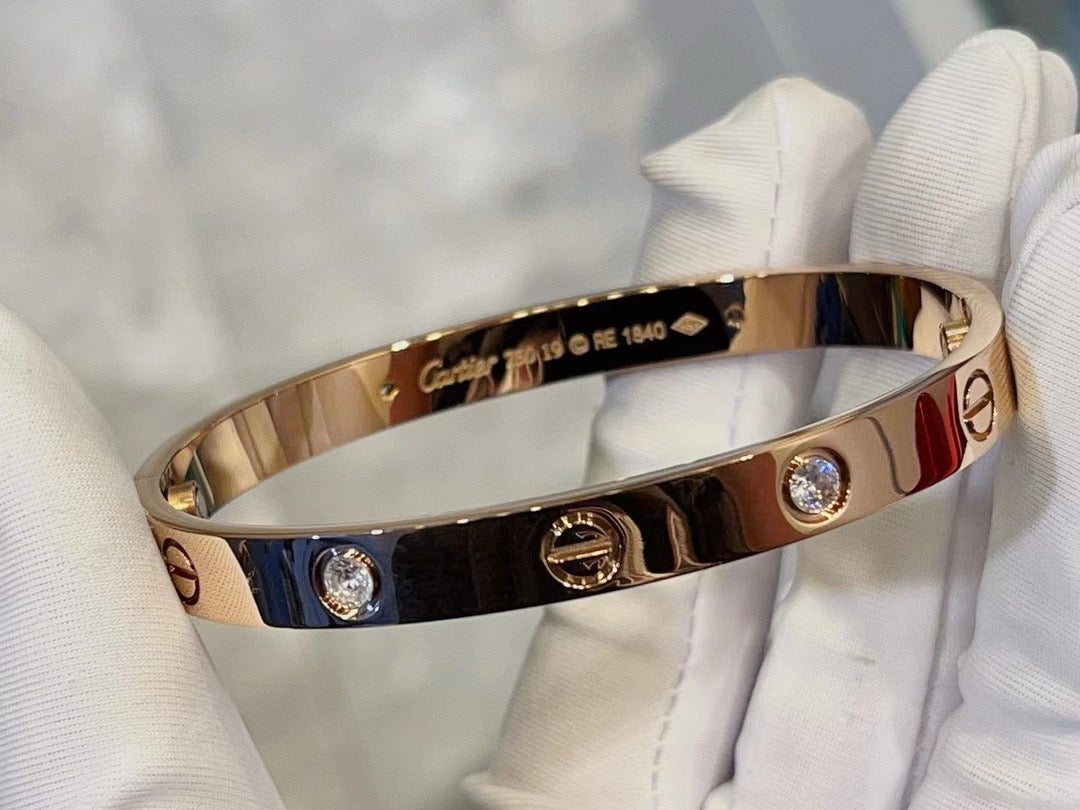 Silver and Gold Bracelet - FashionHype.xyz