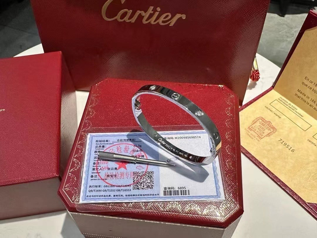 Silver and Gold Bracelet - FashionHype.xyz