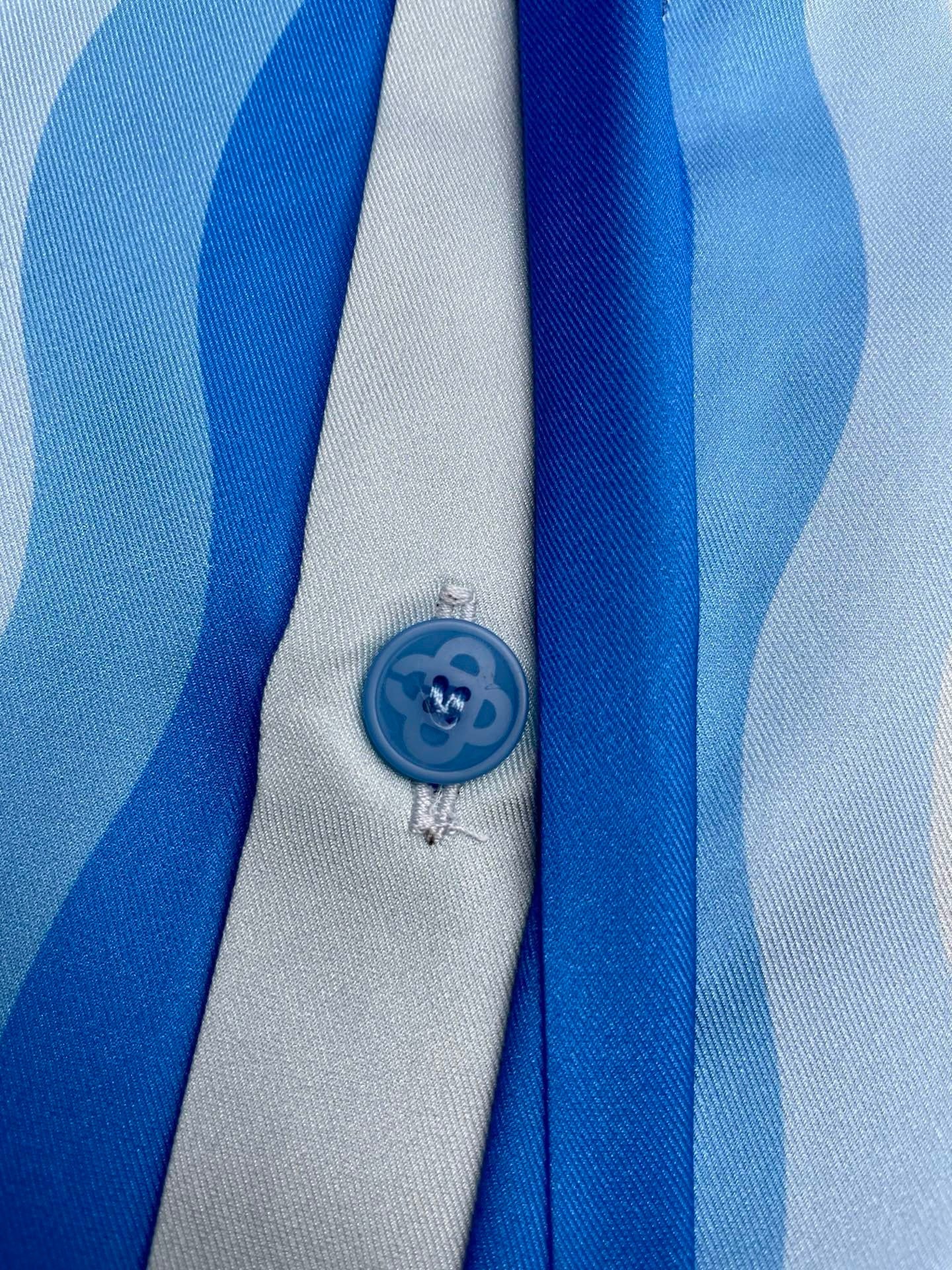 Mehrfarbiges T-Shirt