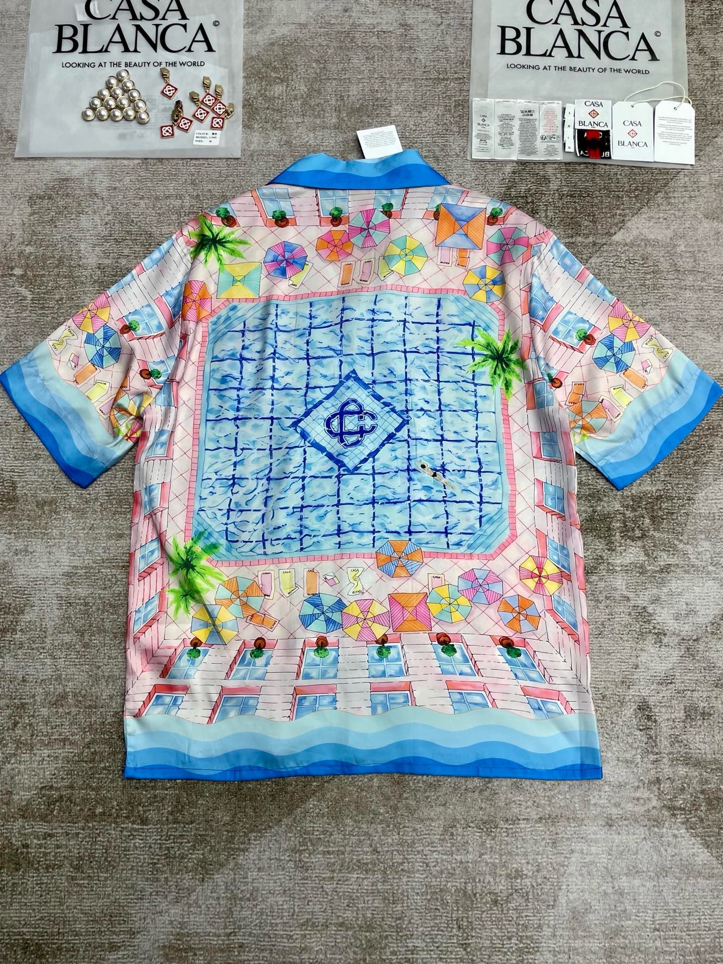 Mehrfarbiges T-Shirt