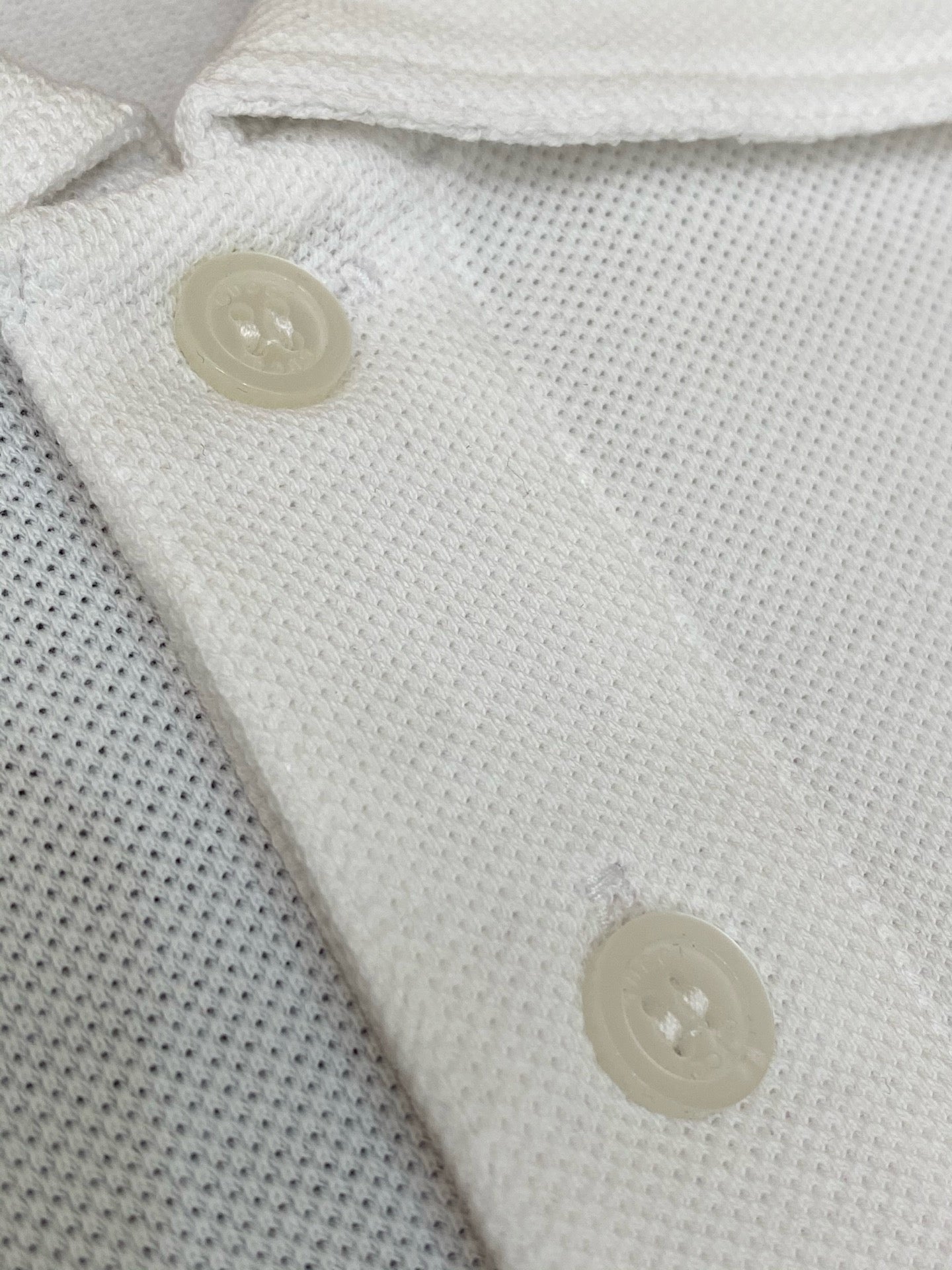 White and Reddish T-Shirt - FashionHype.xyz