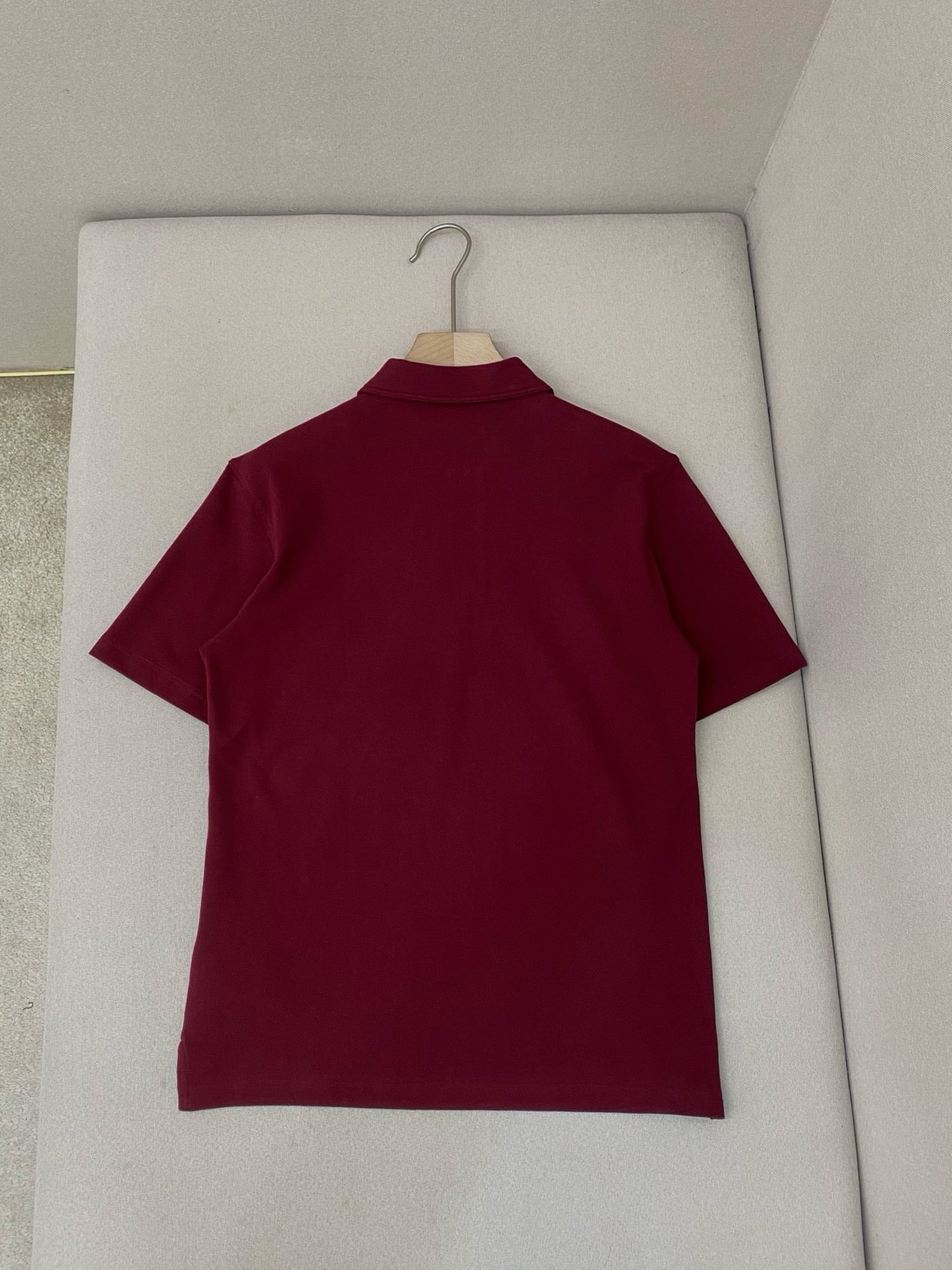 White and Reddish T-Shirt - FashionHype.xyz