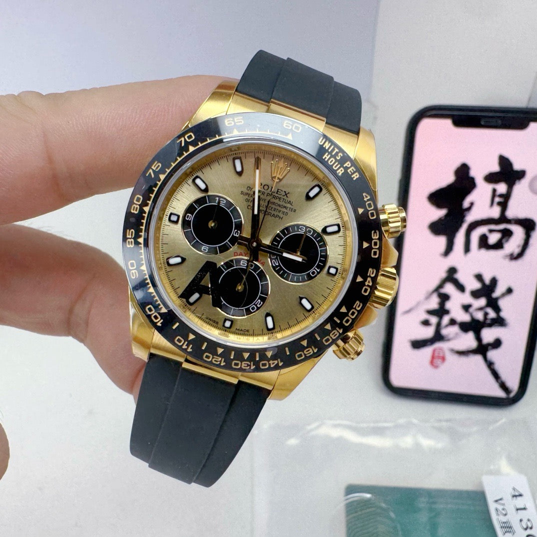 Golden Watch - FashionHype.xyz