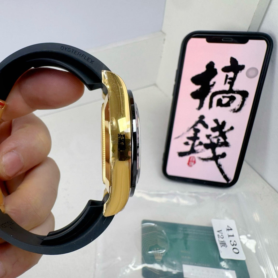 Golden Watch - FashionHype.xyz