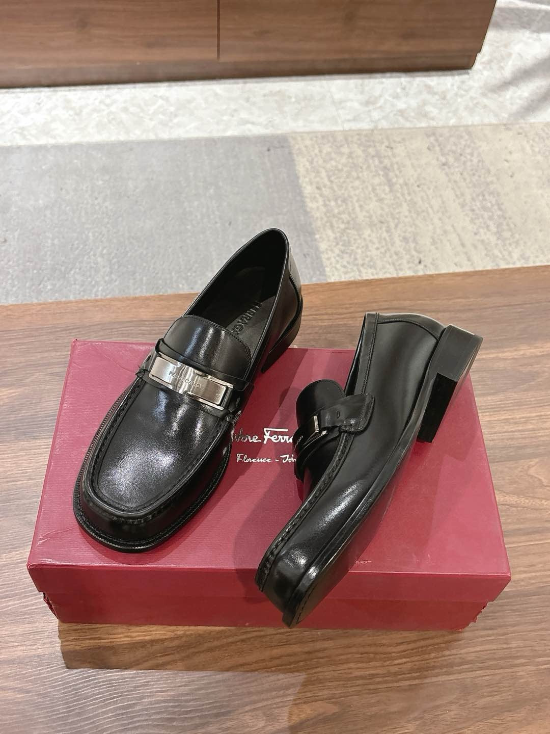 Black Shoes