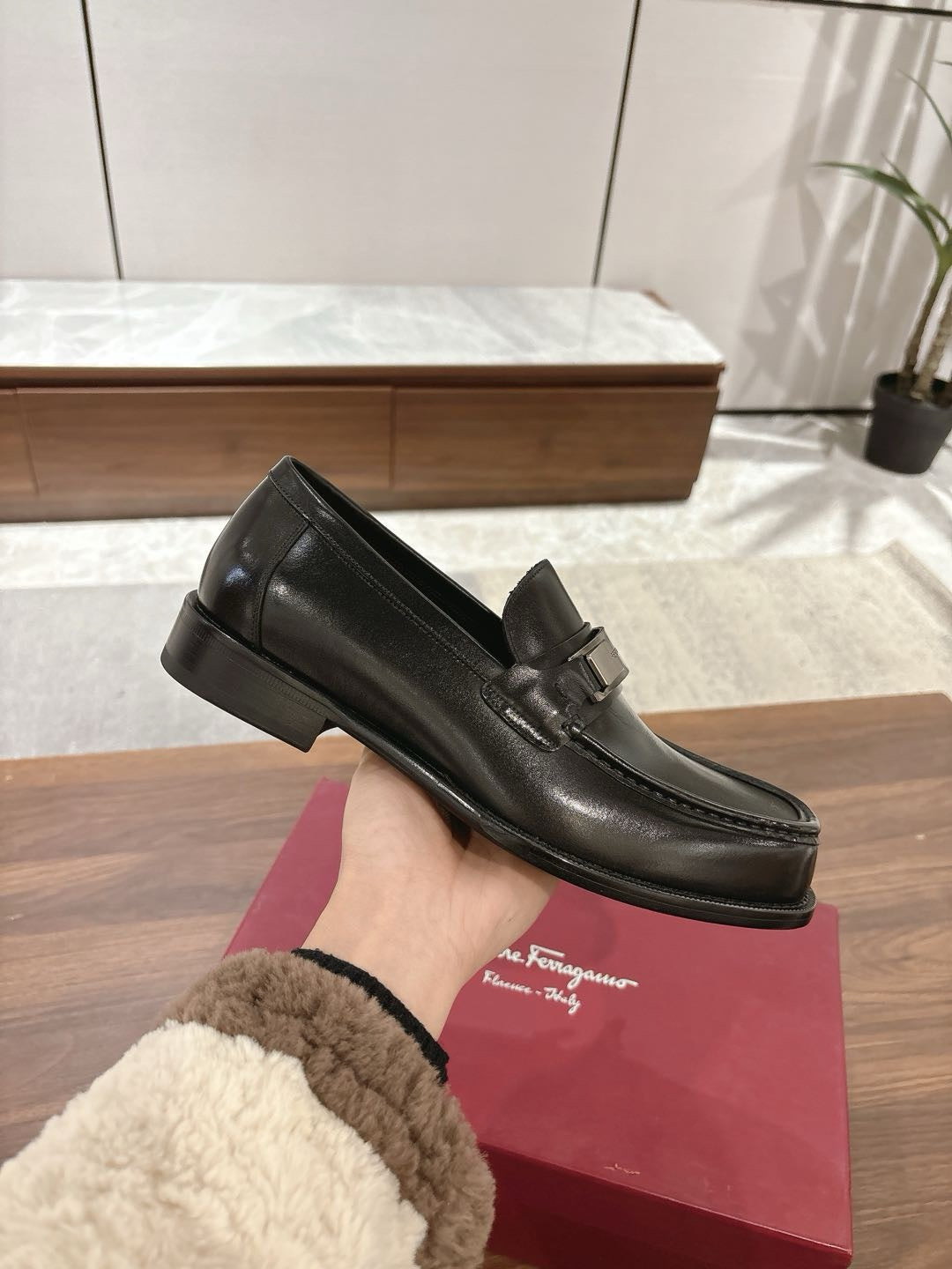 Black Shoes