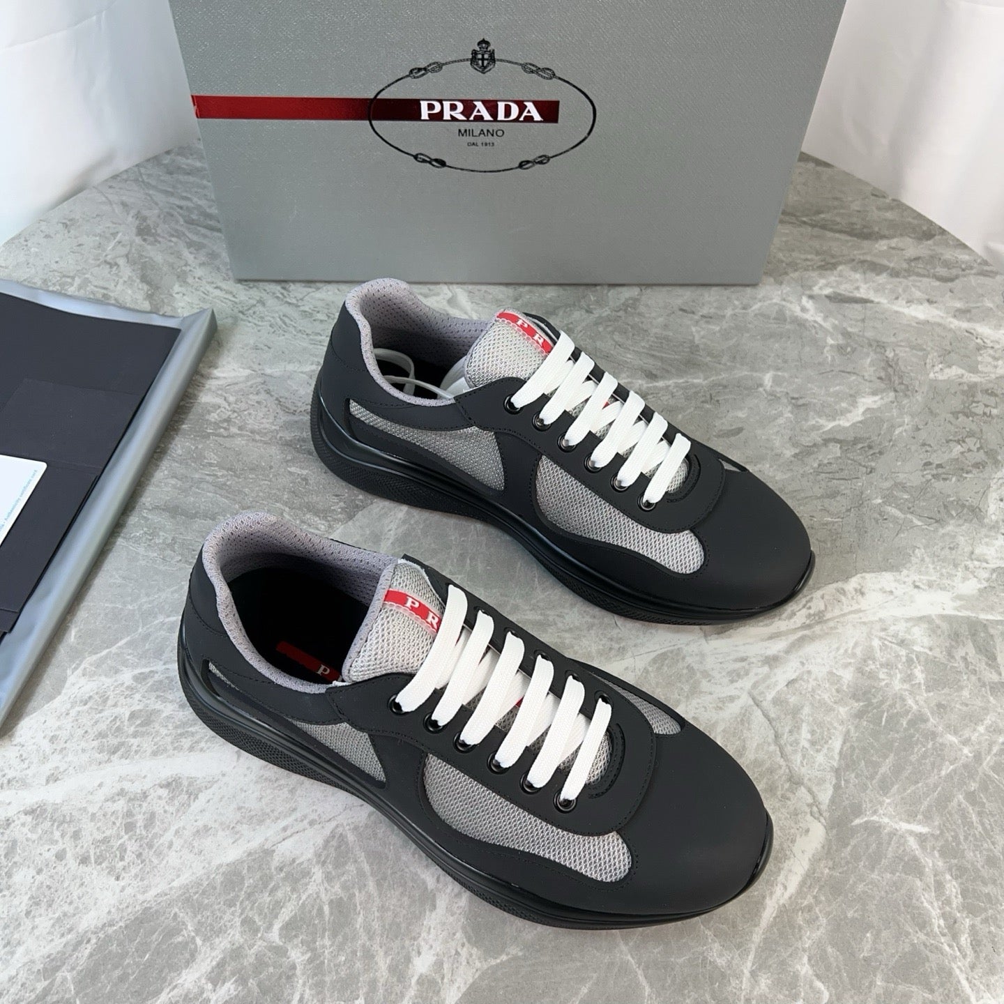 Black Shoes - FashionHype.xyz