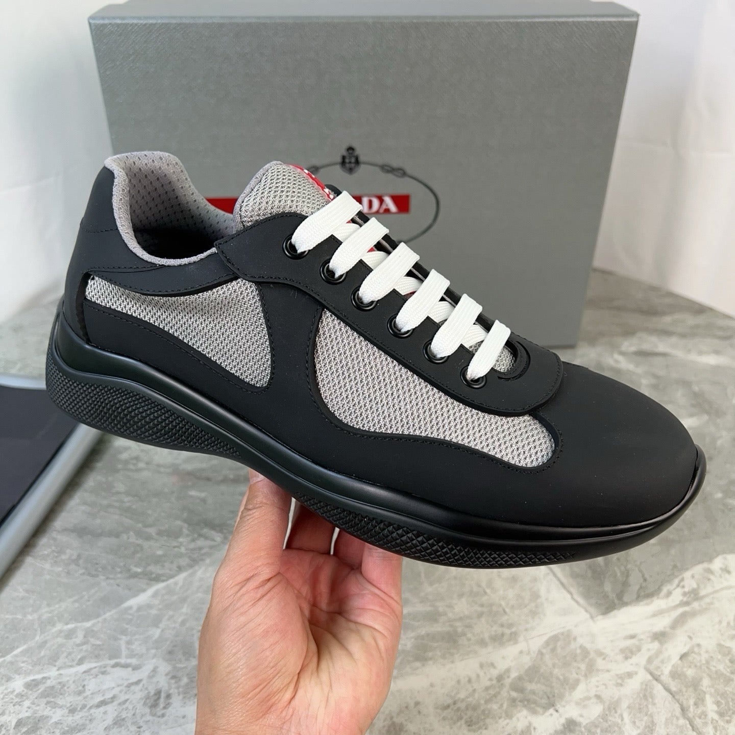 Black Shoes - FashionHype.xyz