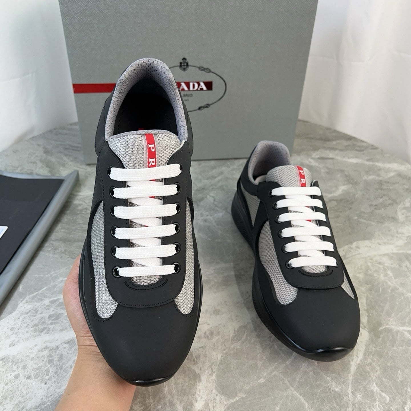 Black Shoes - FashionHype.xyz