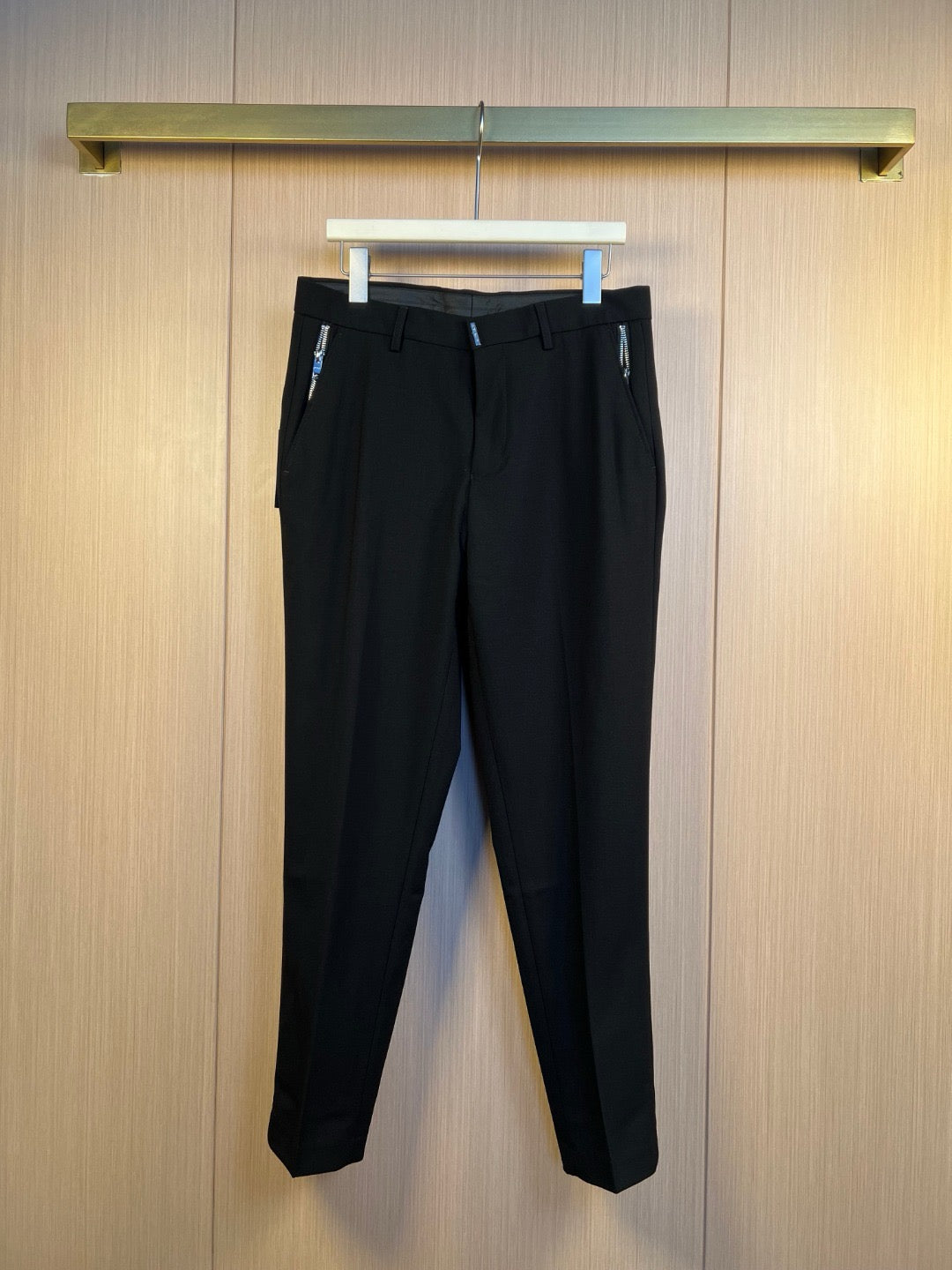 Black Jacket and Pant Suit - Size 56 / 36 - FashionHype.xyz