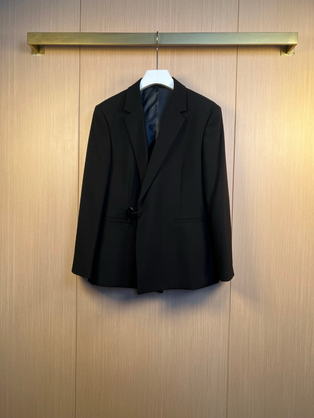 Black Jacket and Pant Suit - Size 56 / 36 - FashionHype.xyz