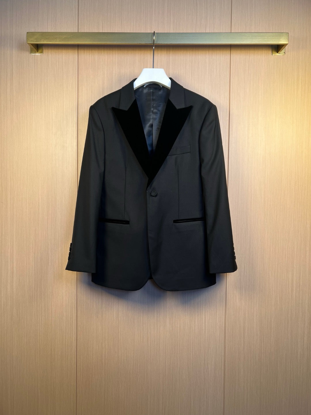 Grey Jacket and Pant Suit - FashionHype.xyz