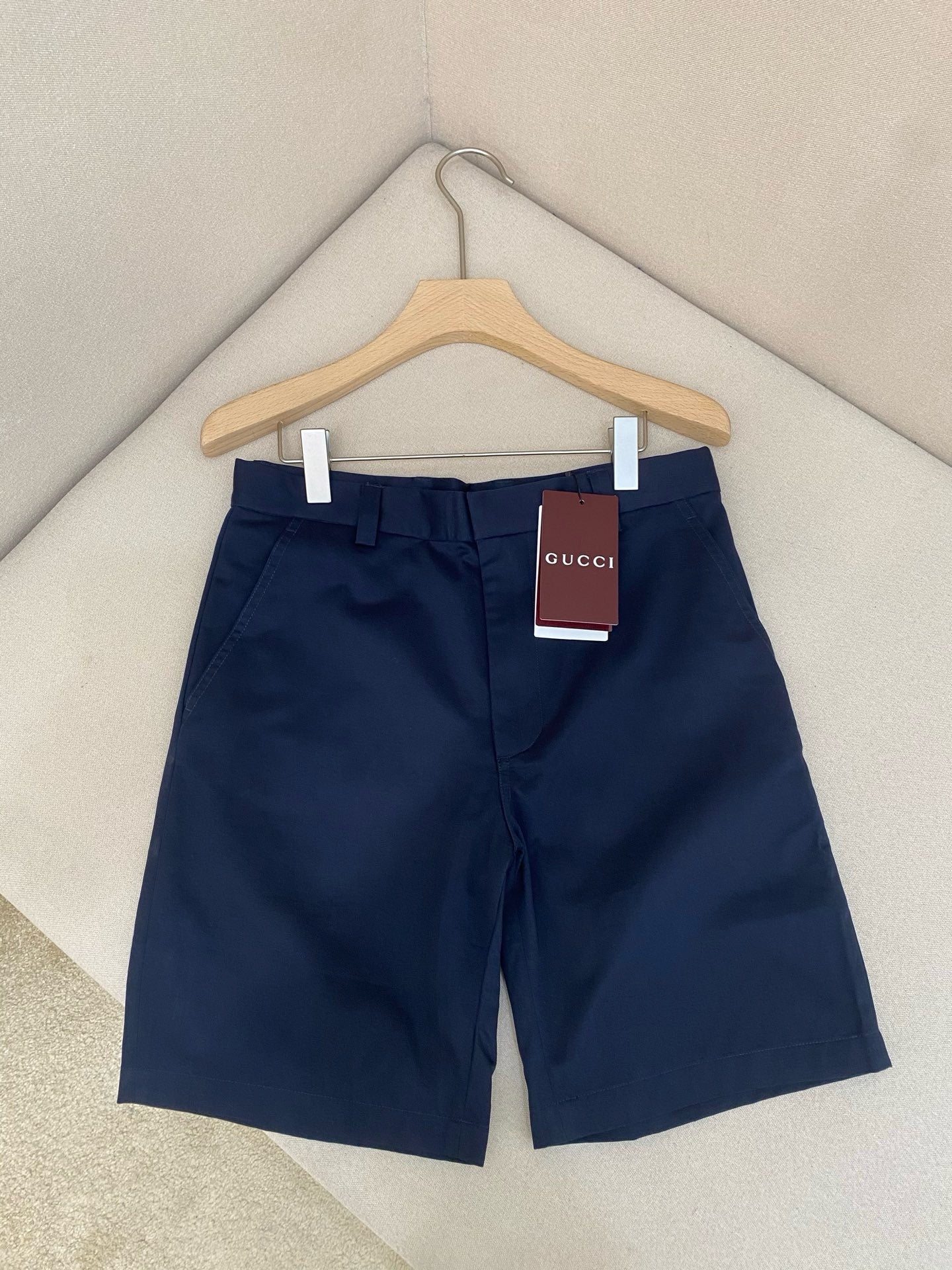 Dark Blue and Geige Short - Size 48 - FashionHype.xyz