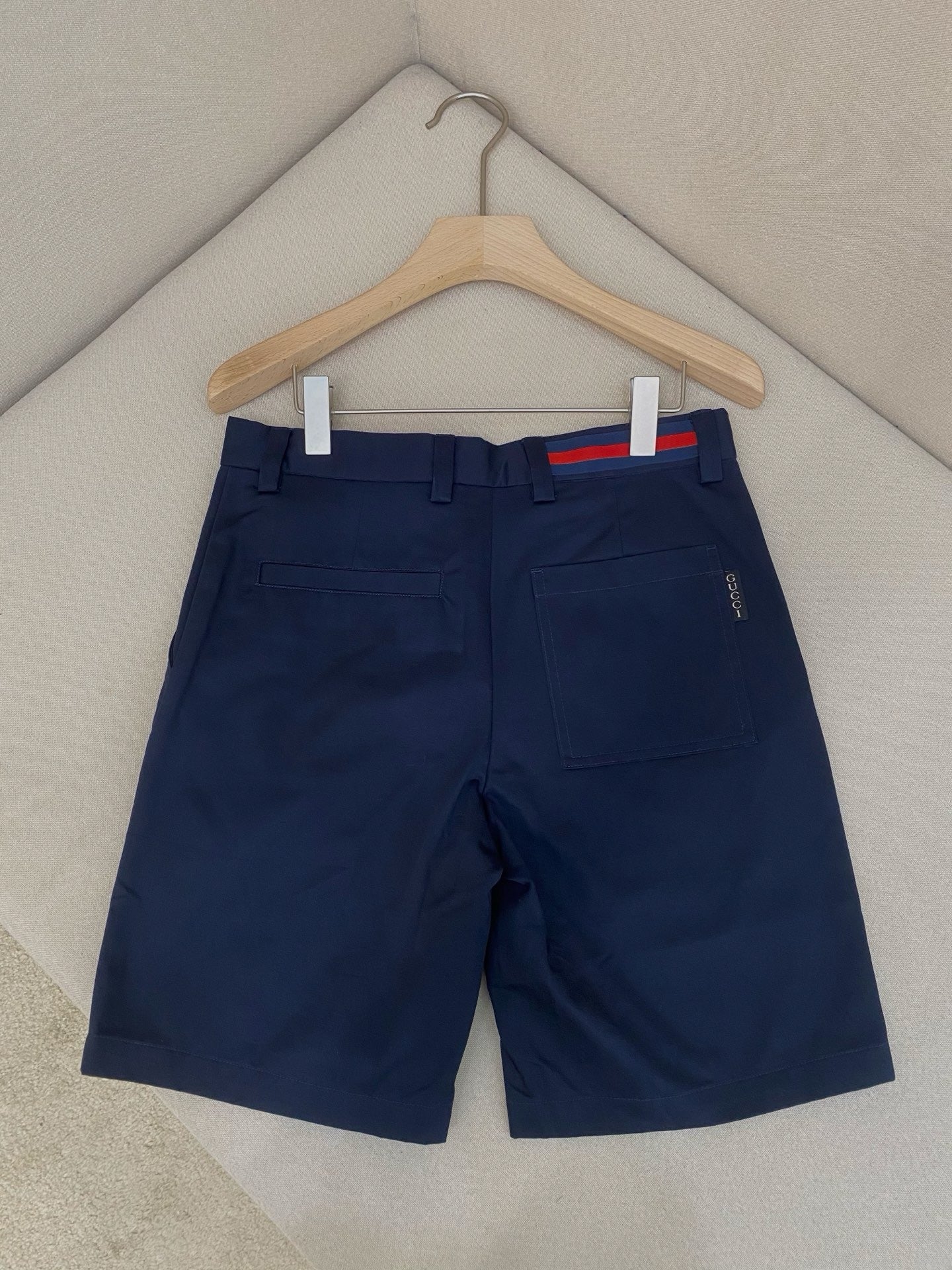 Dark Blue and Geige Short - Size 48 - FashionHype.xyz