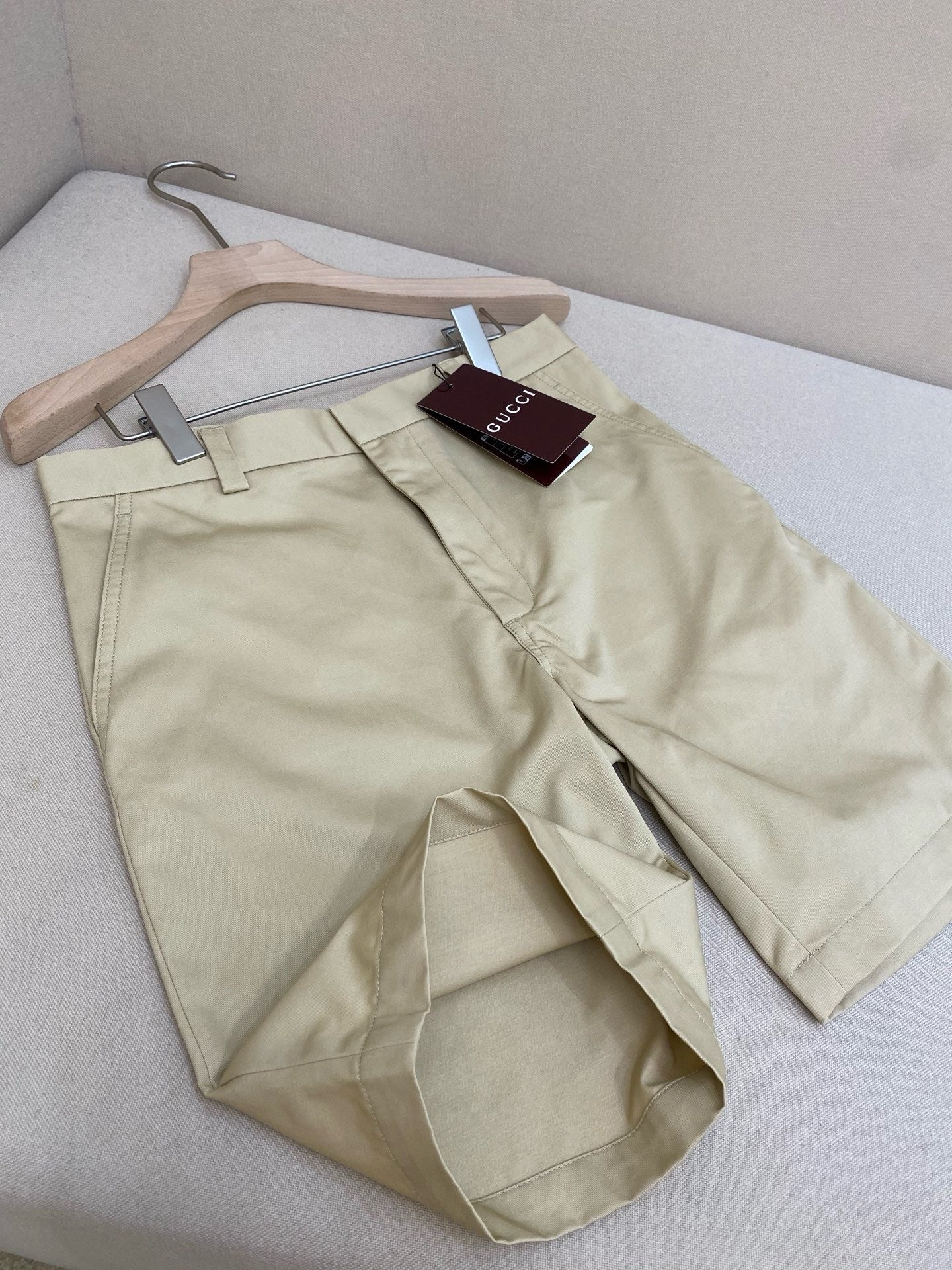 Dark Blue and Geige Short - Size 48 - FashionHype.xyz
