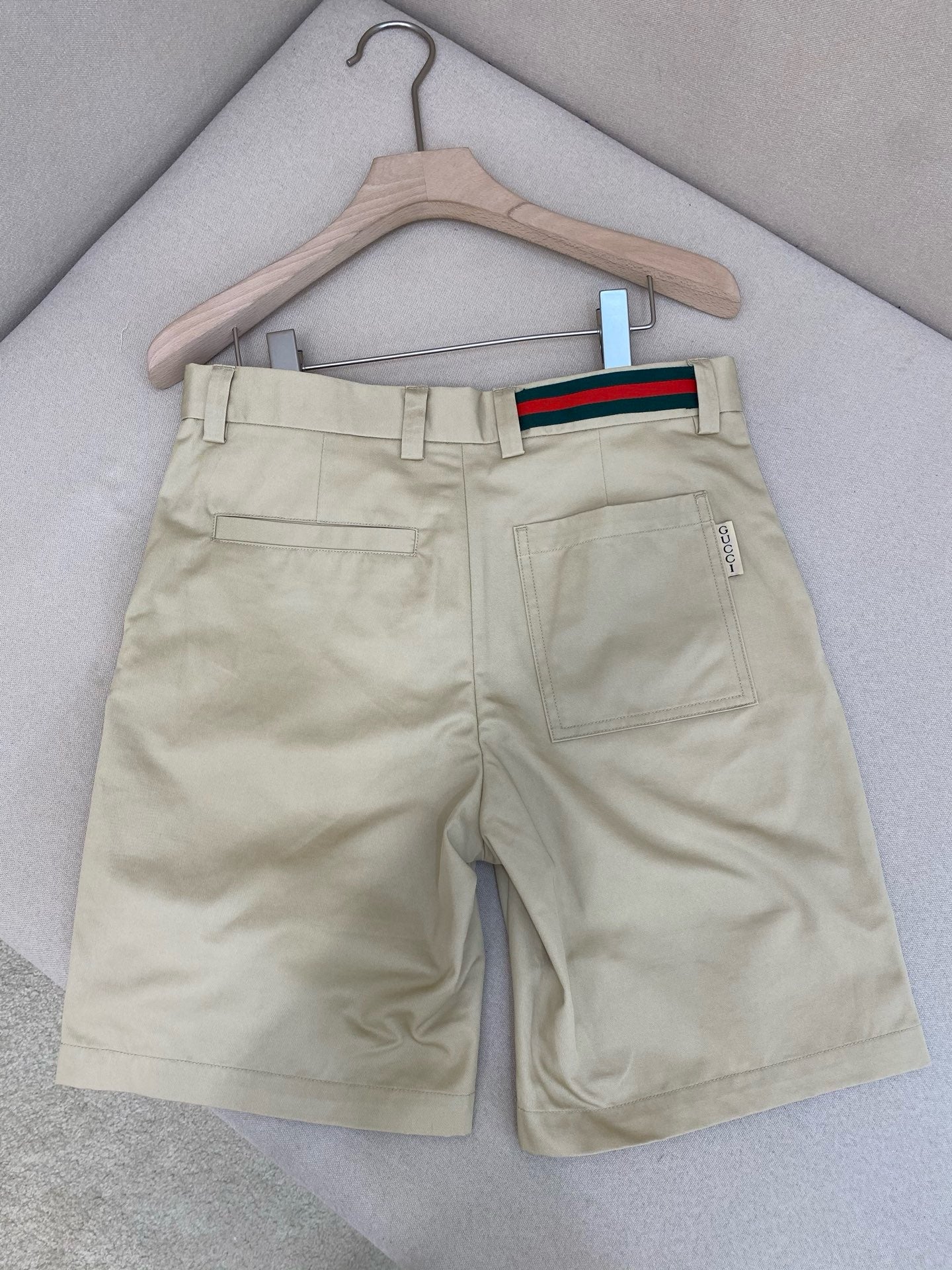 Dark Blue and Geige Short - Size 48 - FashionHype.xyz