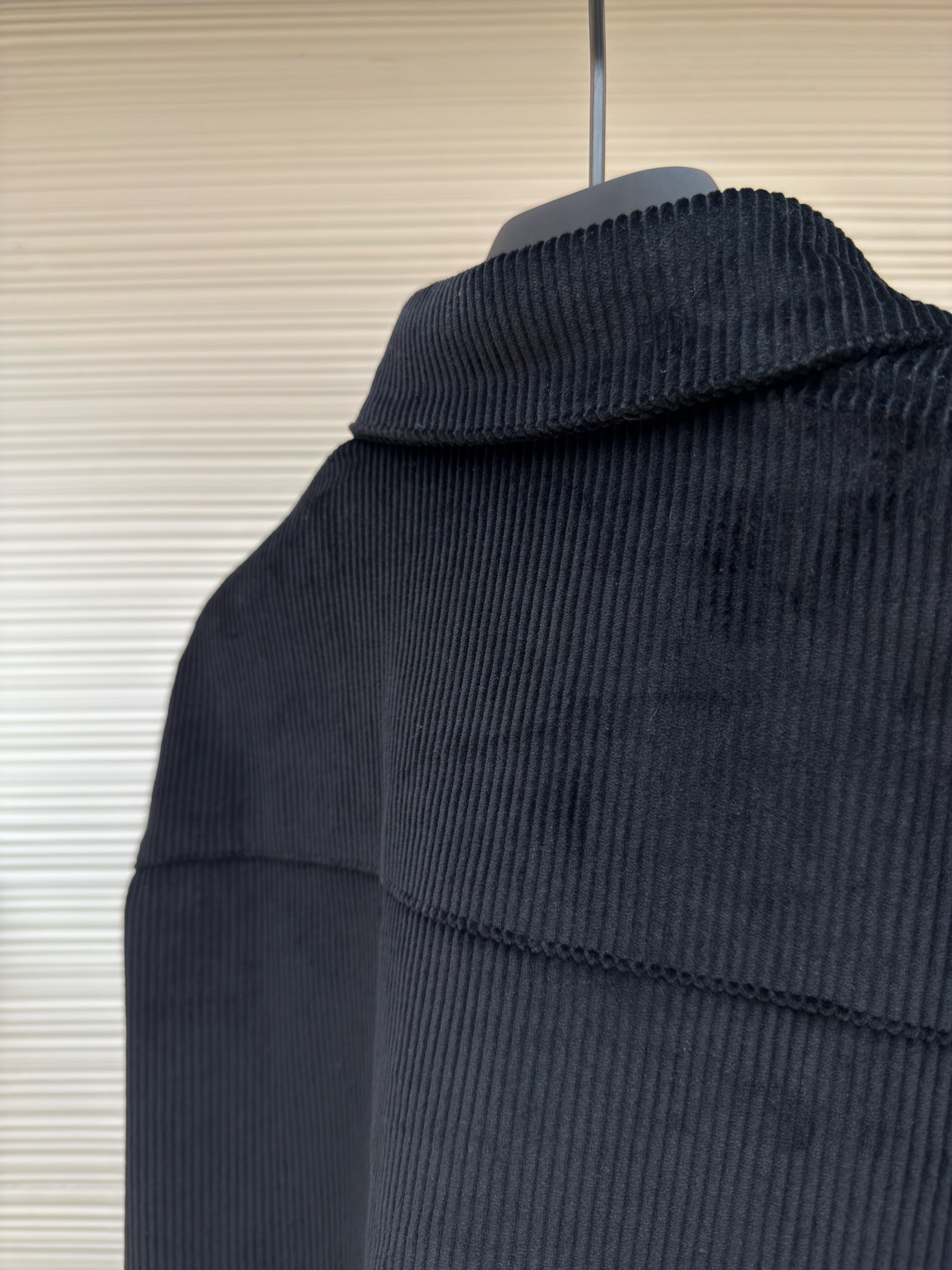 Chartreuse and Black Jacket - Size L - FashionHype.xyz