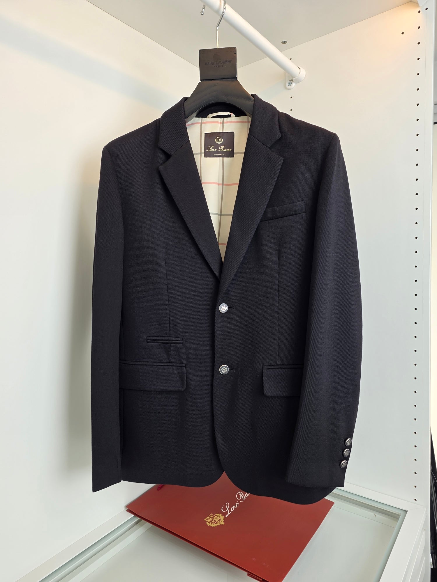 Black Jacket - Size 52 - FashionHype.xyz