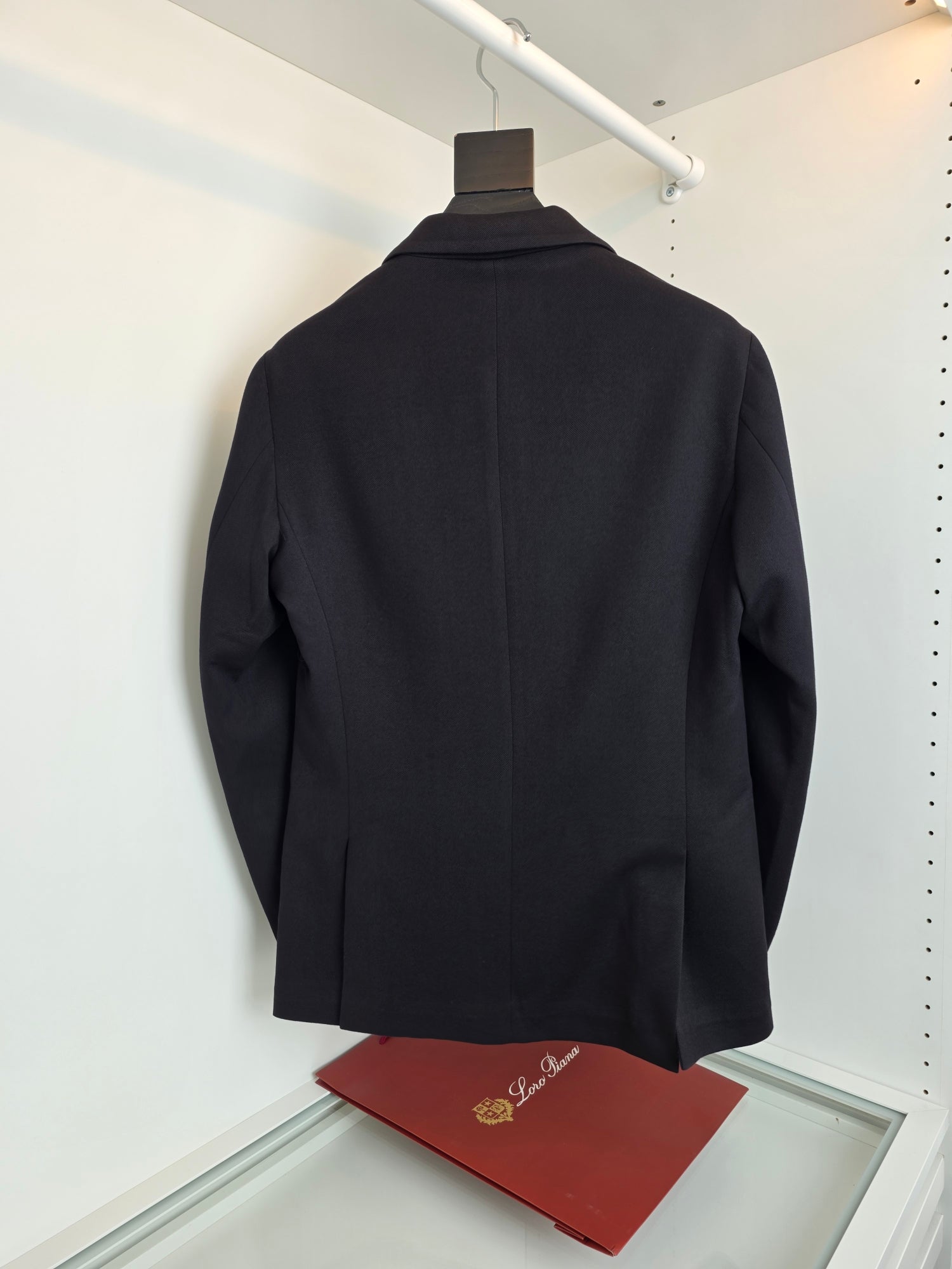 Black Jacket - Size 52 - FashionHype.xyz