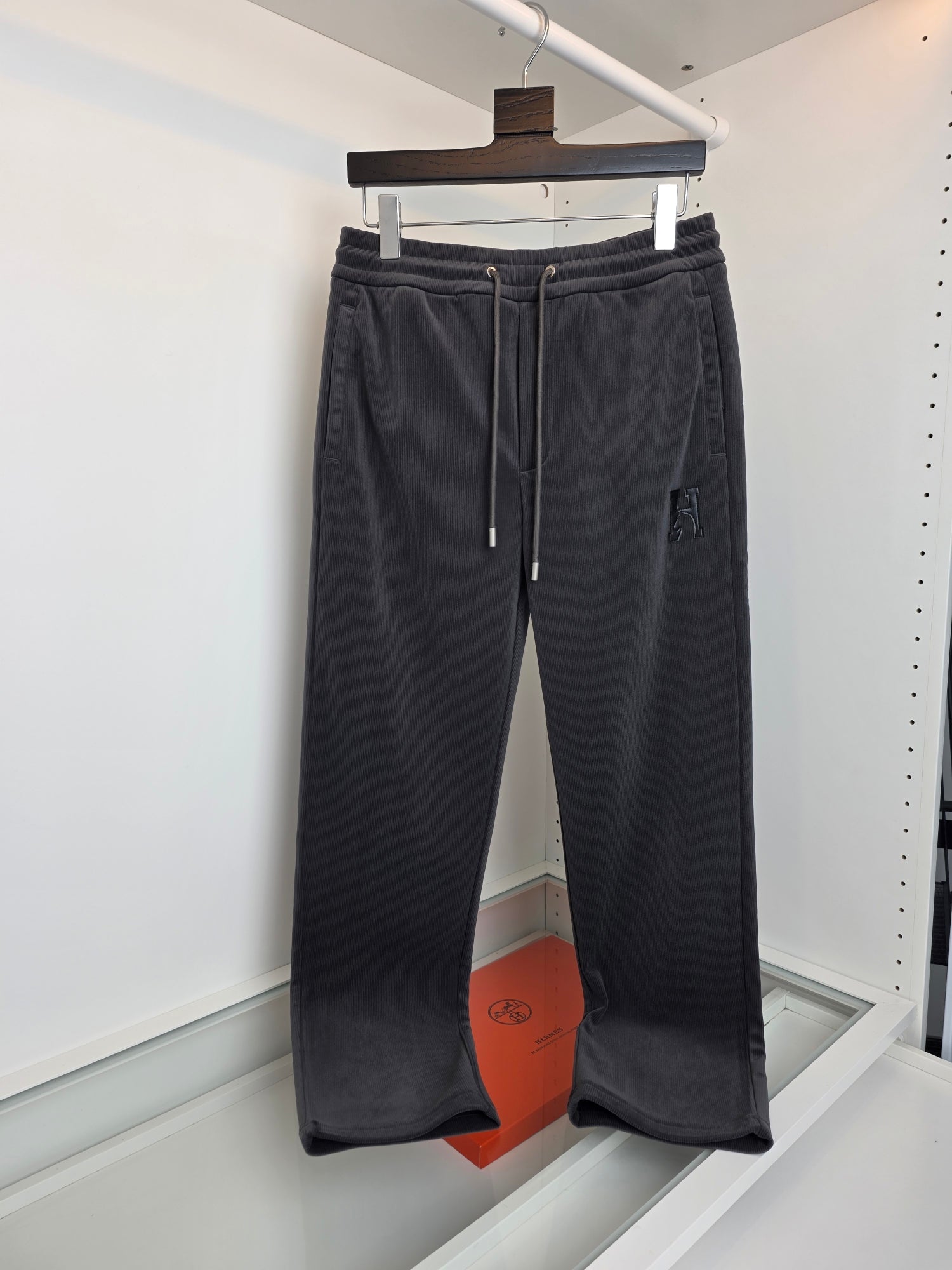 Black and Grey Pant - Size XL - FashionHype.xyz