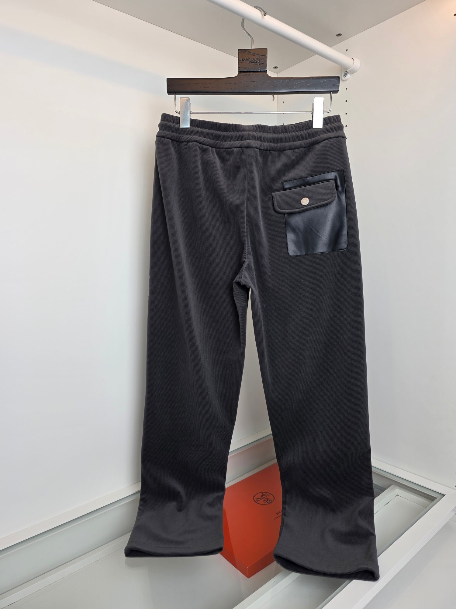 Black and Grey Pant - Size XL - FashionHype.xyz