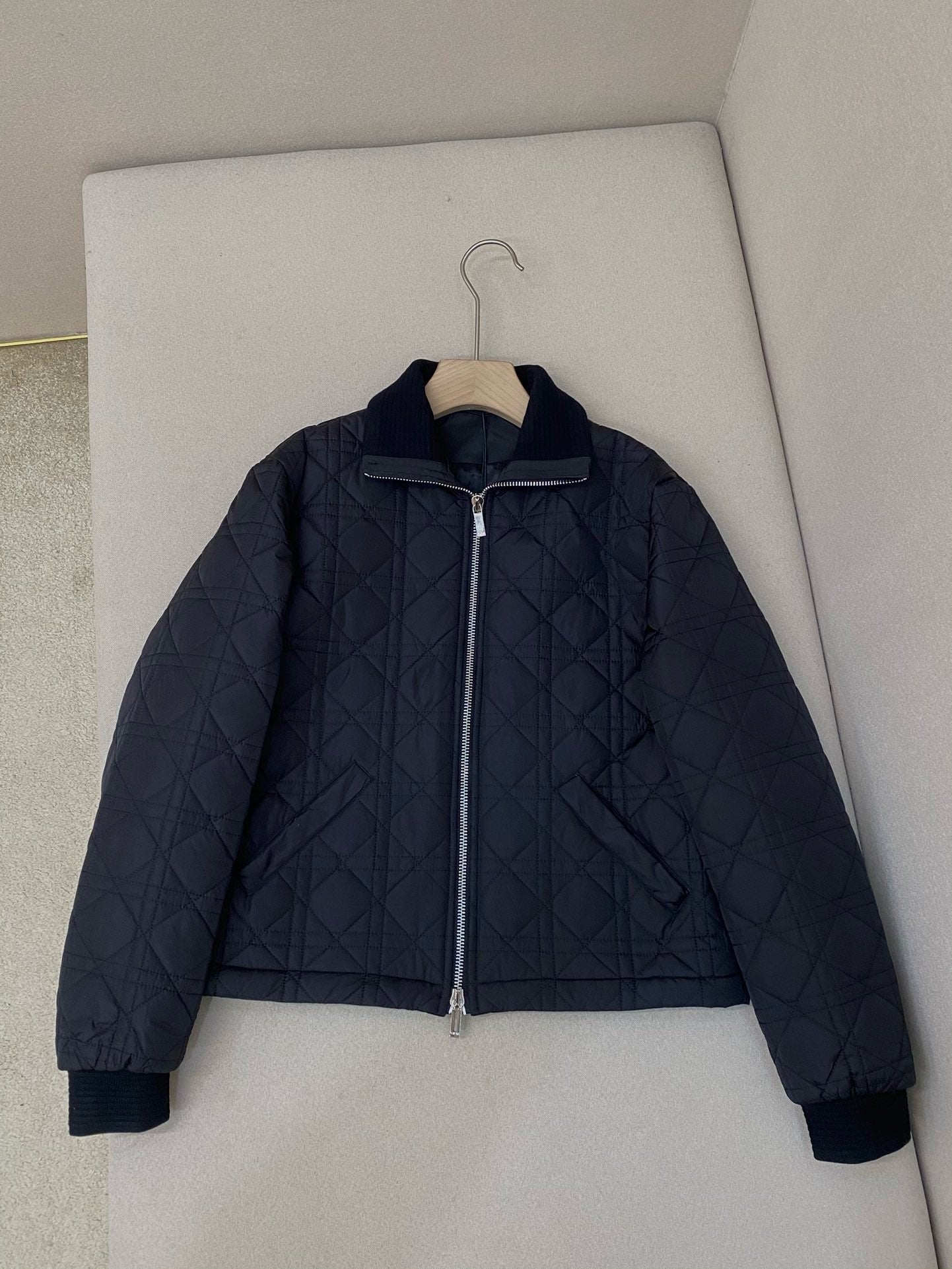 Black Jacket - FashionHype.xyz
