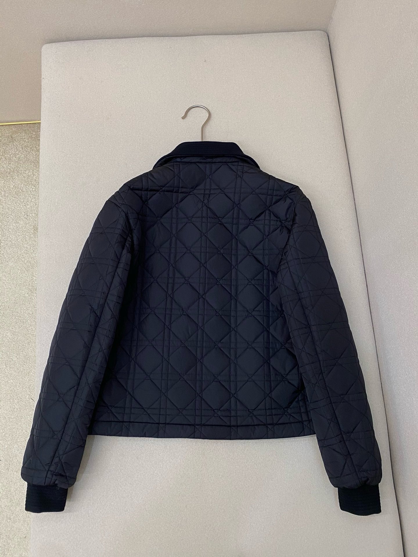 Black Jacket - FashionHype.xyz