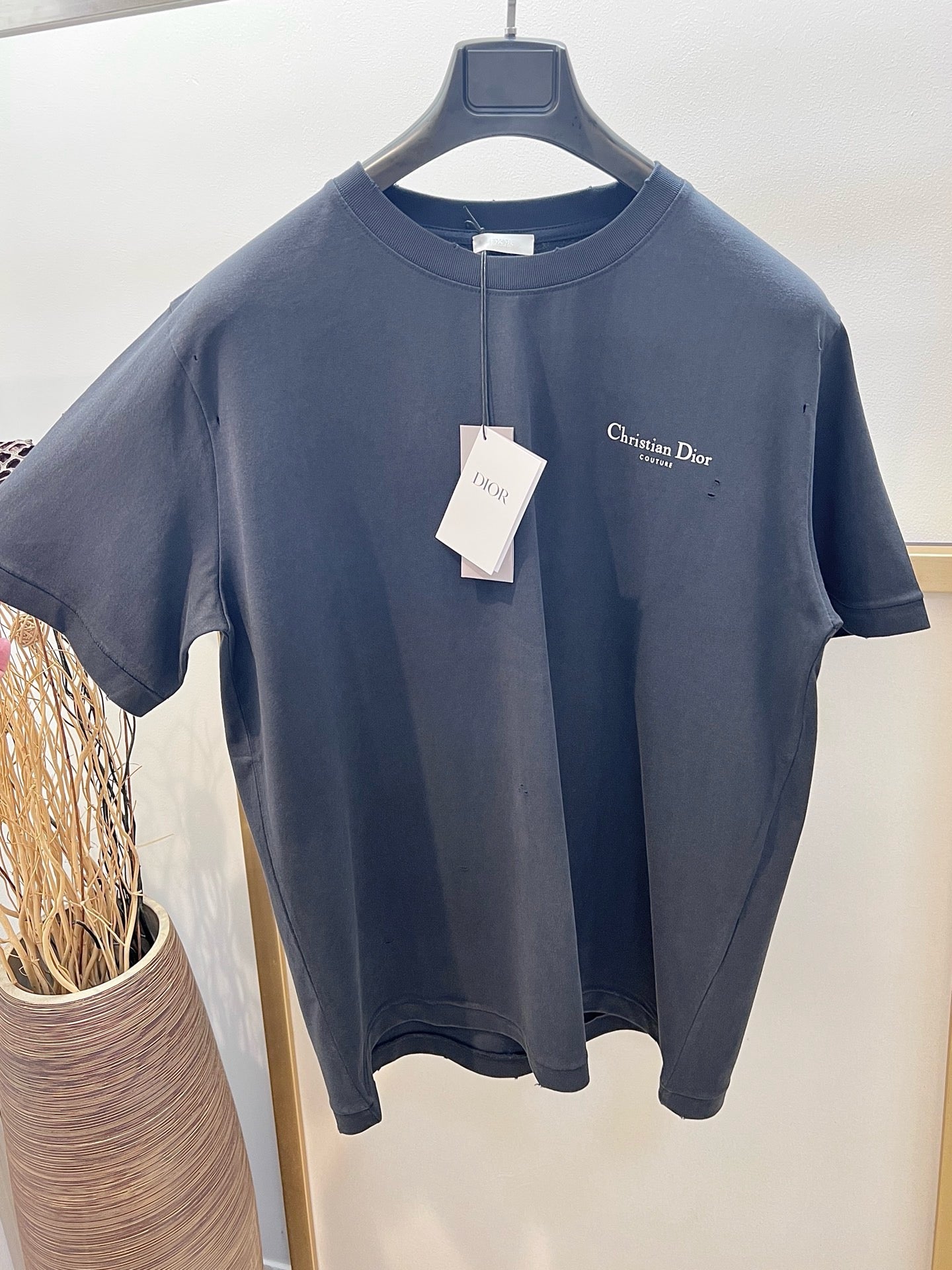 Black and White T-Shirt - Size 52 - FashionHype.xyz