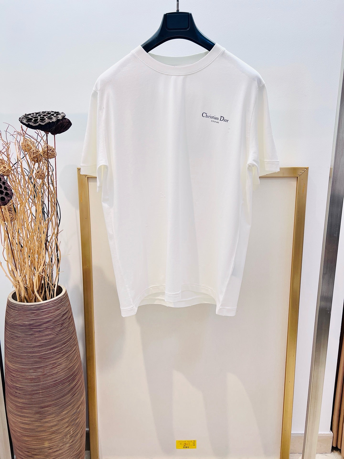 Black and White T-Shirt - Size 52 - FashionHype.xyz