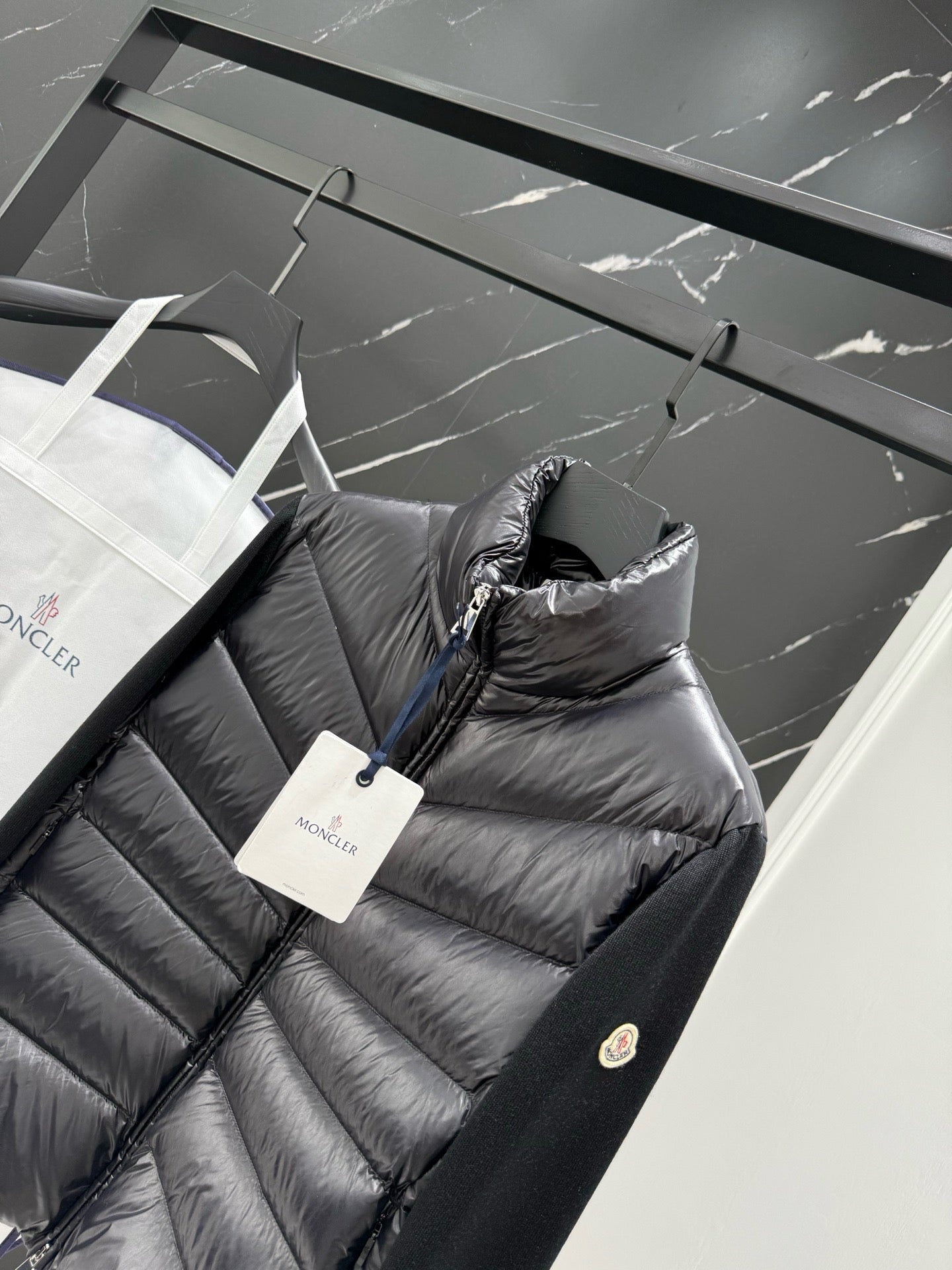 Black and White Jacket - Size XL - FashionHype.xyz