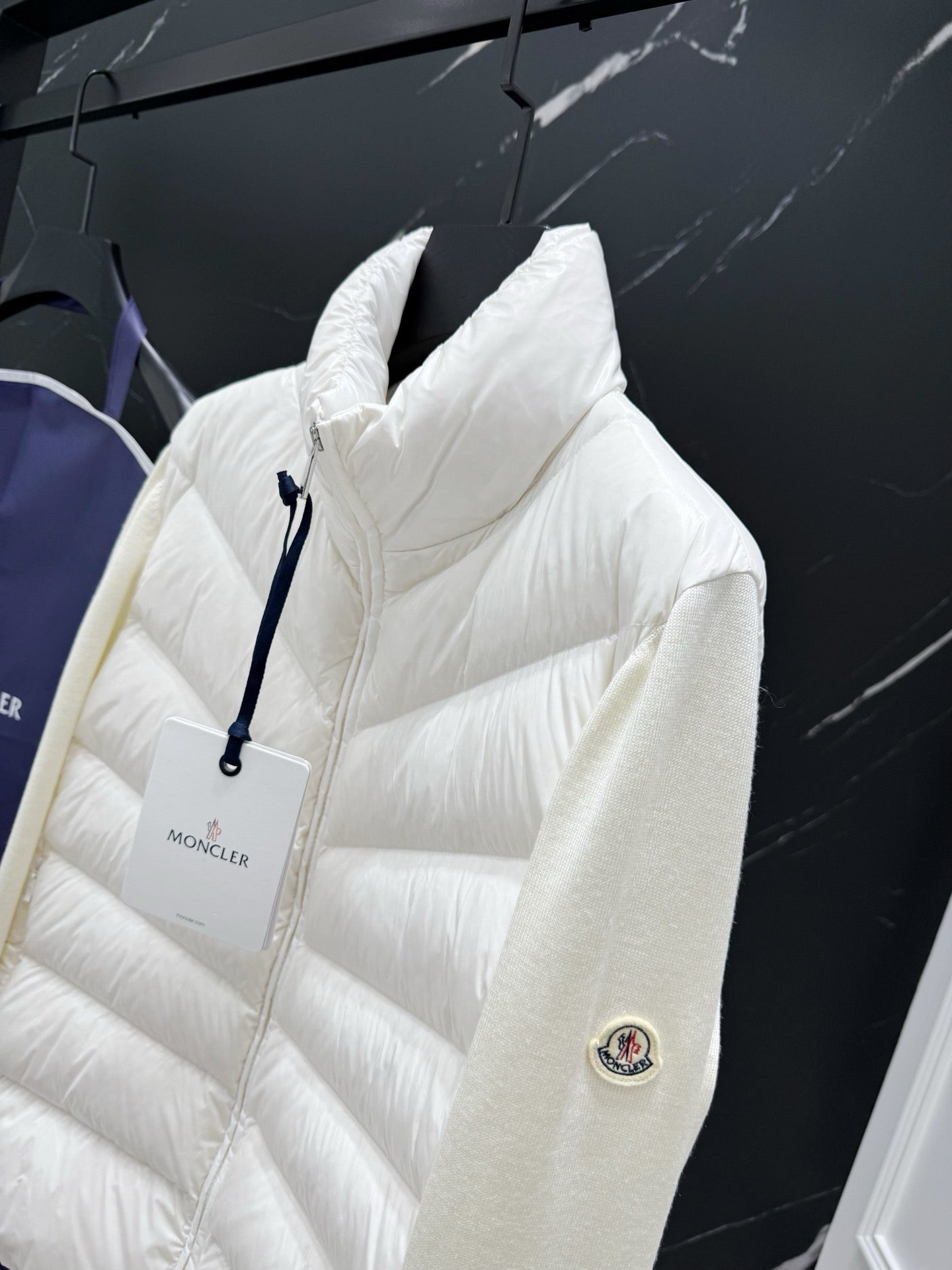 Black and White Jacket - Size XL - FashionHype.xyz