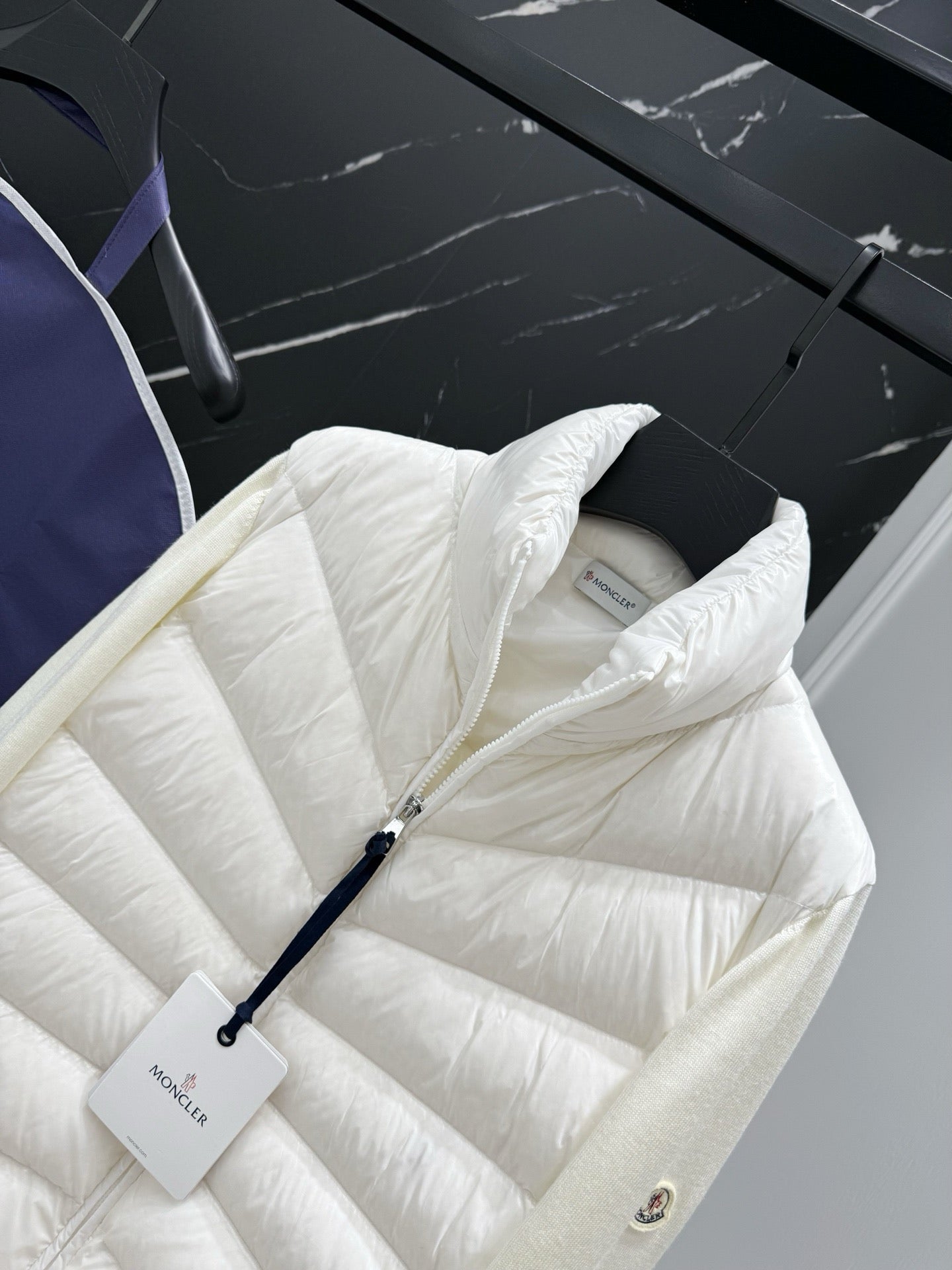 Black and White Jacket - Size XL - FashionHype.xyz