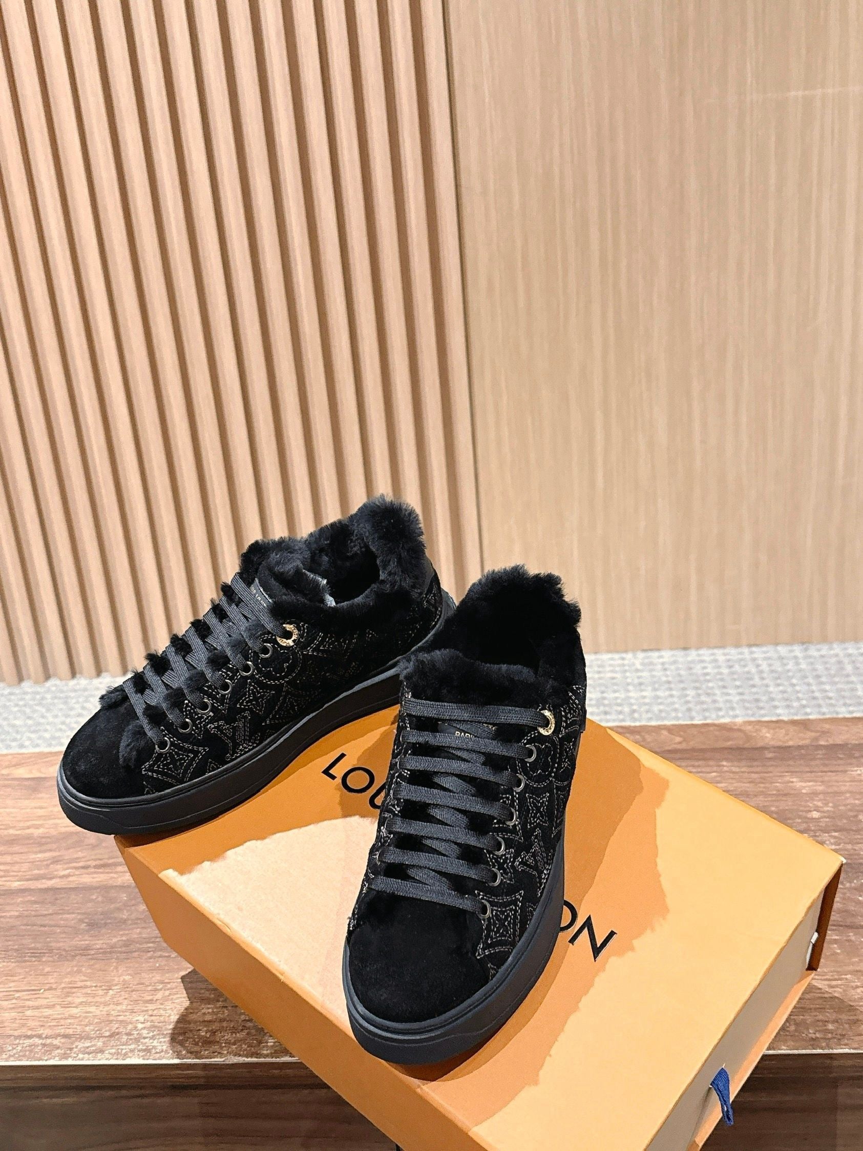 Multi-Colors Shoes